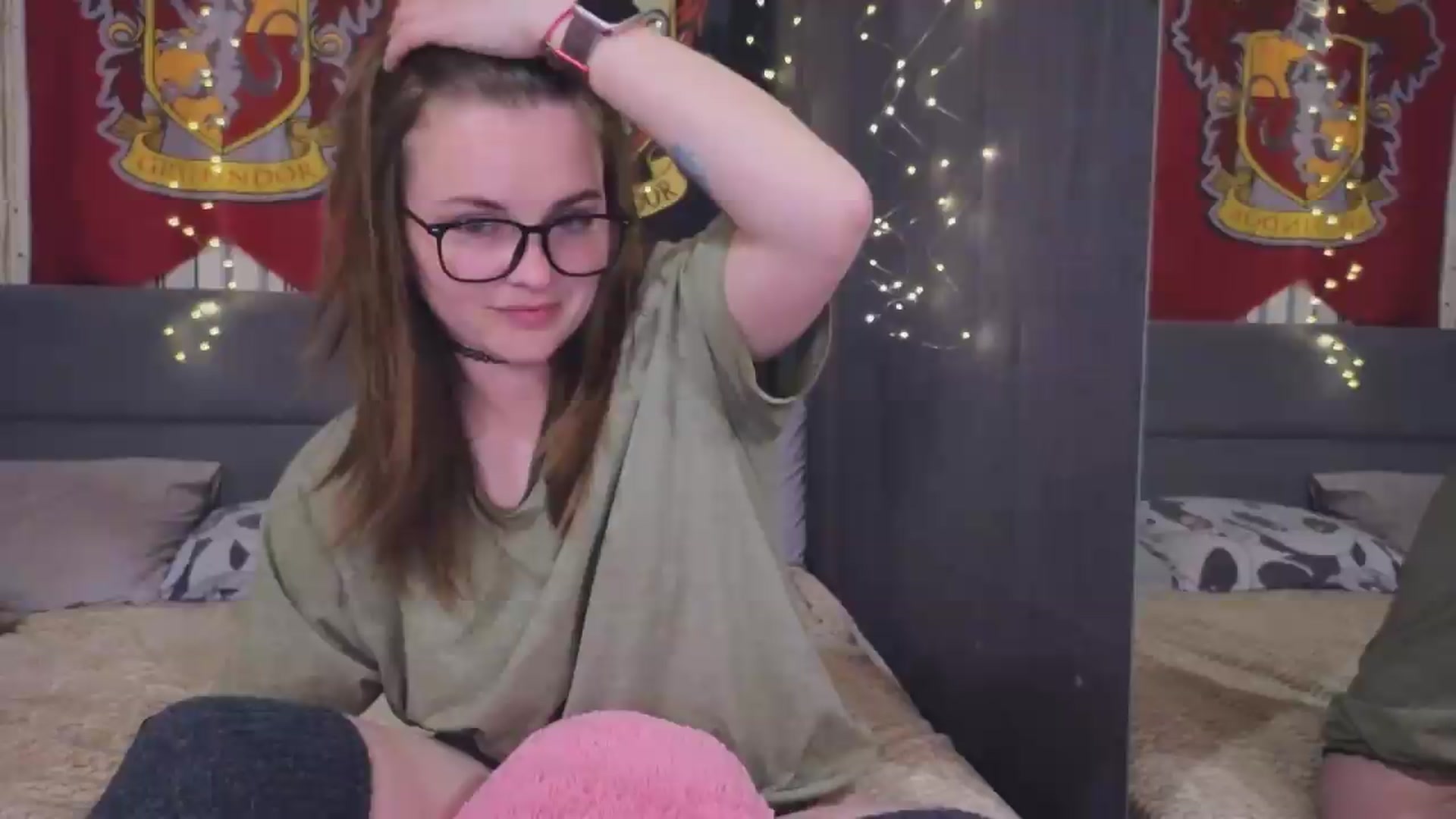 Gallery image thumbnail from BiteTheSweet's myfreecams stream on, 05/05/2026, 18:21 image 14 of 20