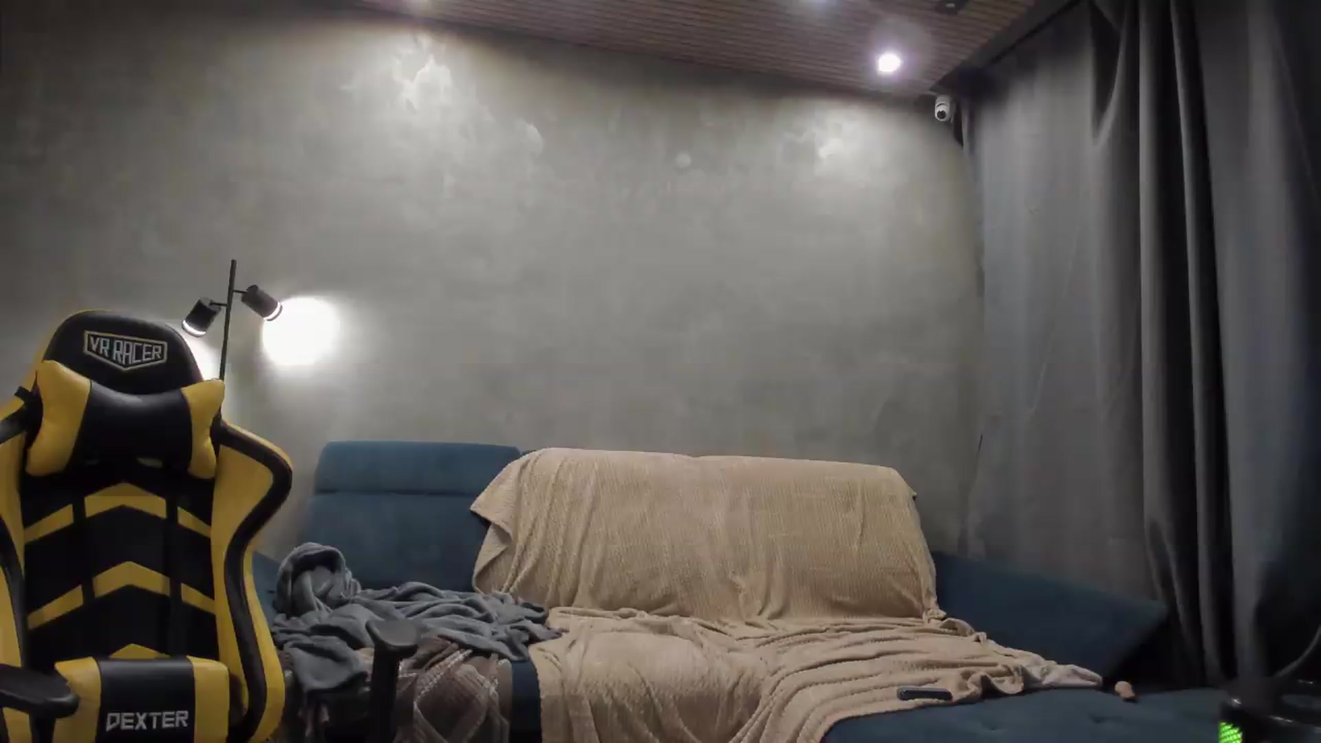 Gallery image thumbnail from BiteTheSweet's myfreecams stream on, 05/10/2026, 05:08 image 18 of 20