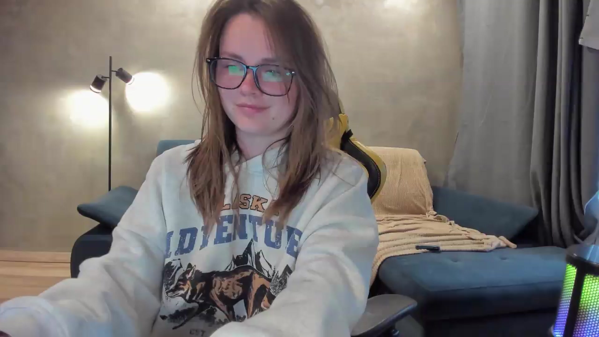 Gallery image thumbnail from BiteTheSweet's myfreecams stream on, 05/10/2026, 05:08 image 16 of 20