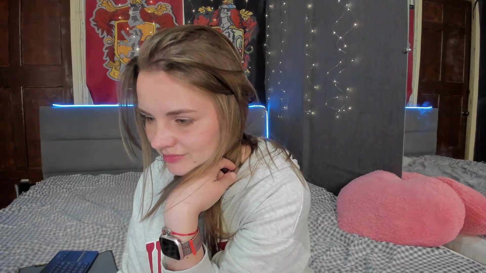Gallery image thumbnail from BiteTheSweet's myfreecams stream on, 05/14/2026, 19:02 image 20 of 20