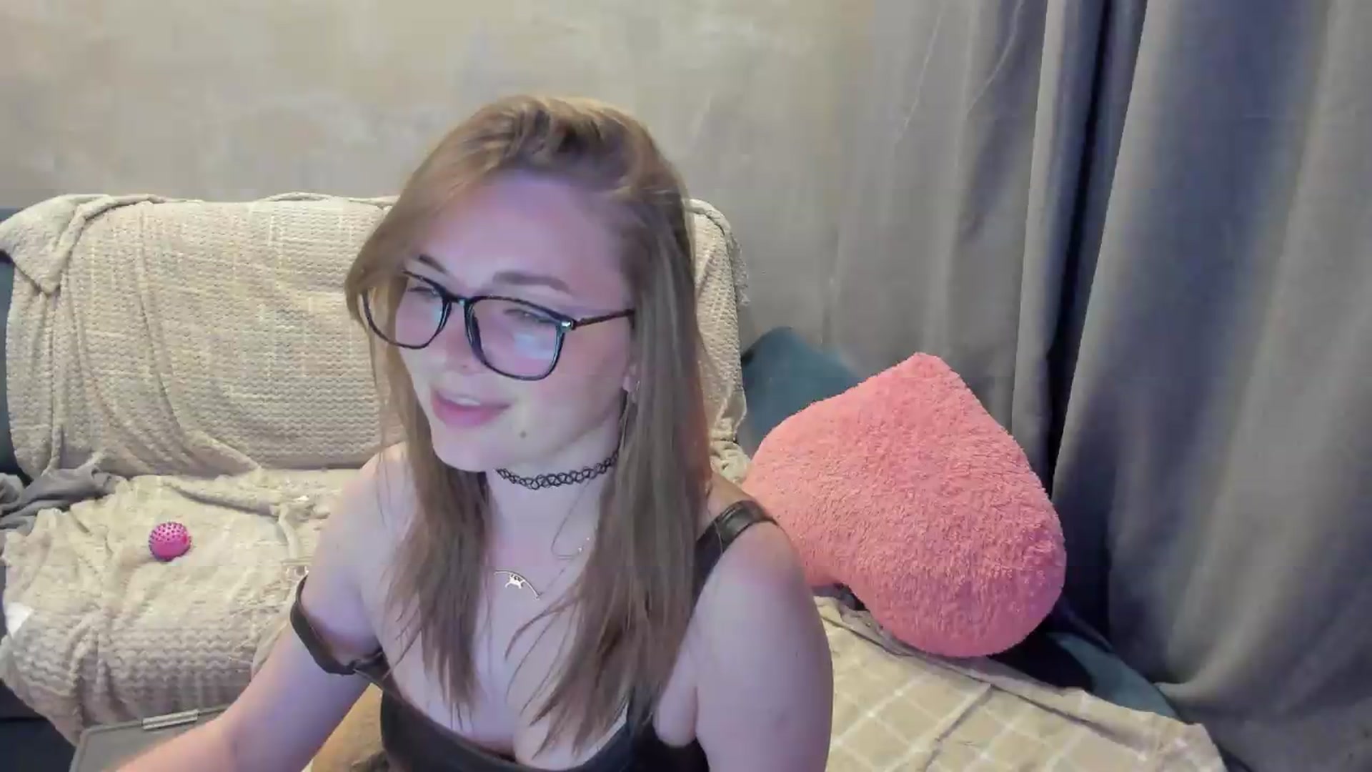 Gallery image thumbnail from BiteTheSweet's myfreecams stream on, 05/17/2026, 20:48 image 7 of 20