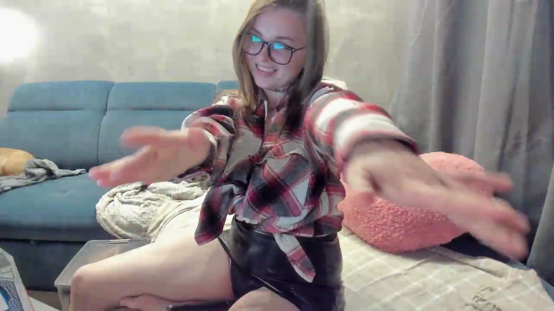 Gallery image thumbnail from BiteTheSweet's myfreecams stream on, 05/17/2026, 20:48 image 15 of 20