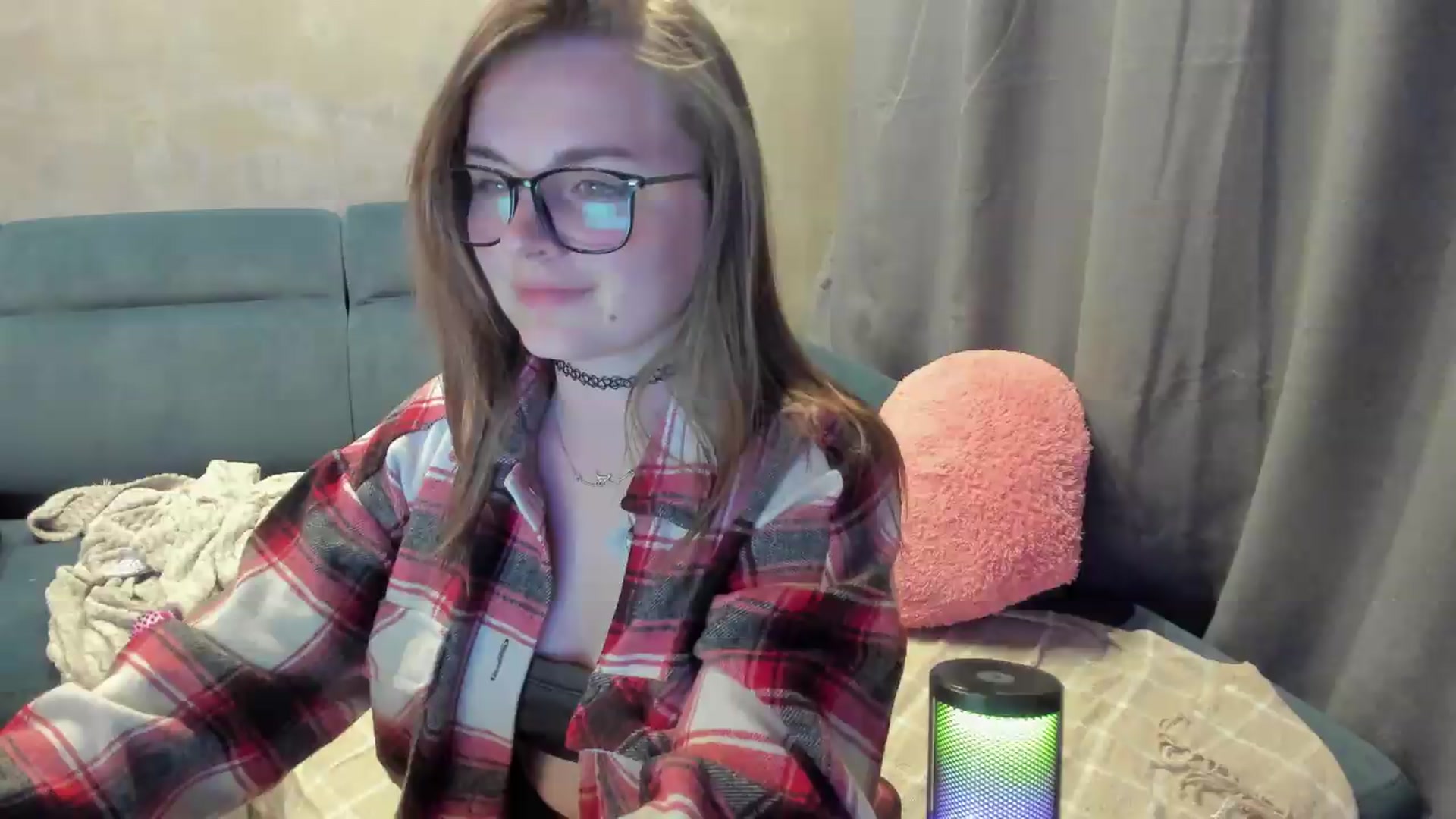 Gallery image thumbnail from BiteTheSweet's myfreecams stream on, 05/17/2026, 21:01 image 10 of 20
