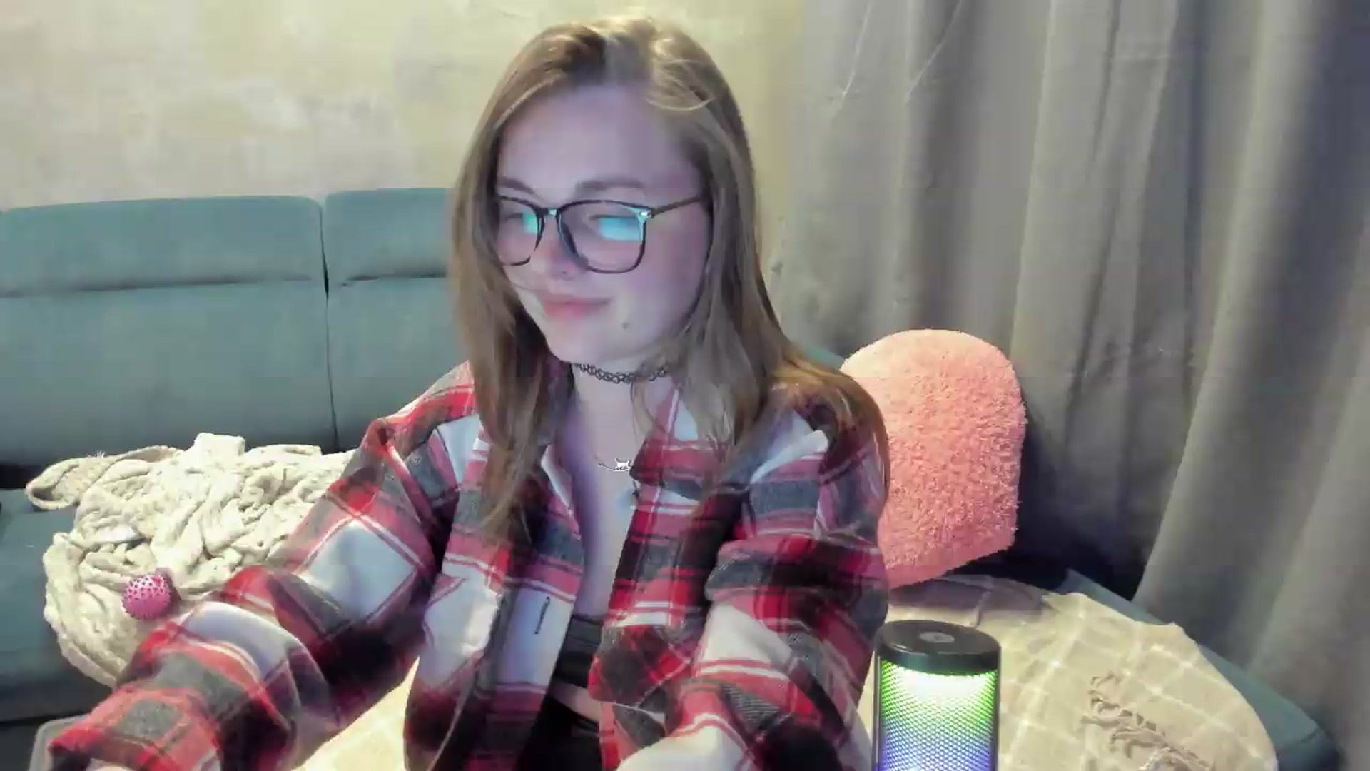 Gallery image thumbnail from BiteTheSweet's myfreecams stream on, 05/17/2026, 21:01 image 8 of 20