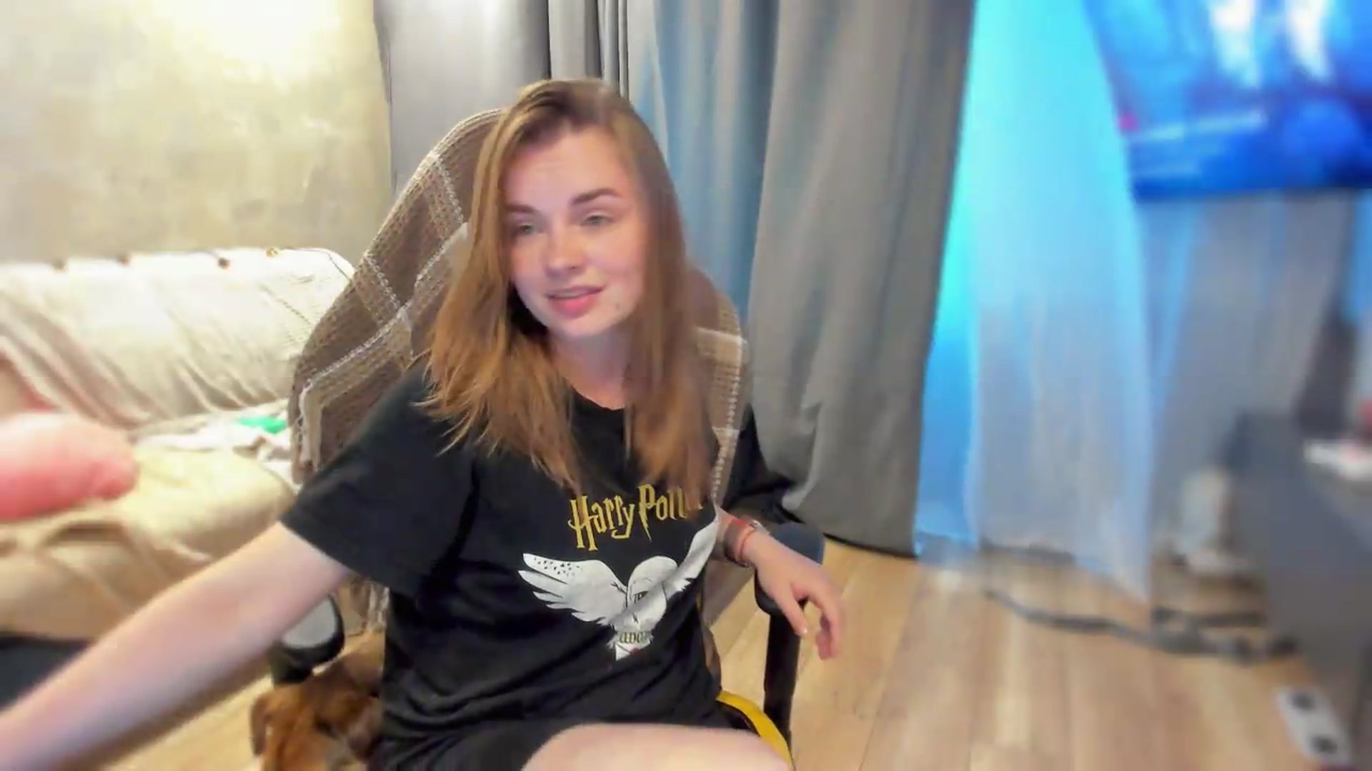 Gallery image thumbnail from BiteTheSweet's myfreecams stream on, 05/24/2026, 15:16 image 18 of 20