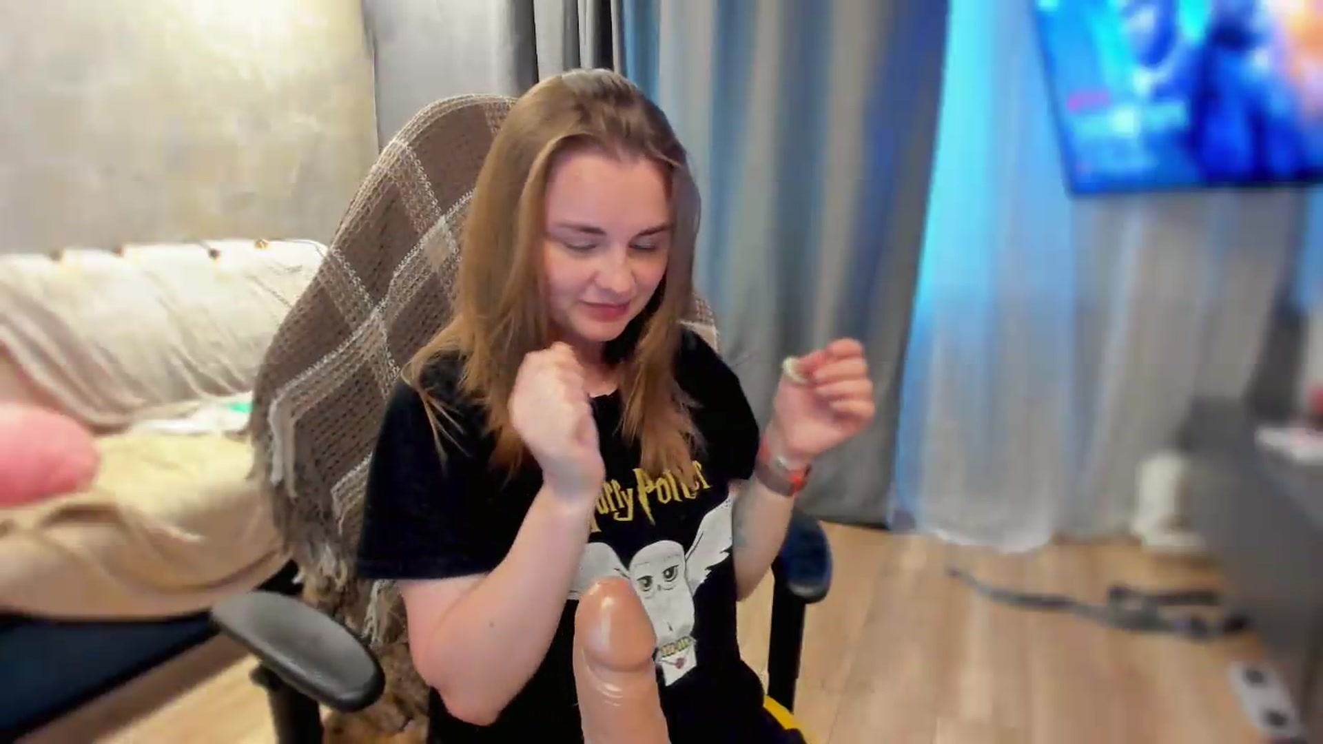 Gallery image thumbnail from BiteTheSweet's myfreecams stream on, 05/24/2026, 15:16 image 17 of 20