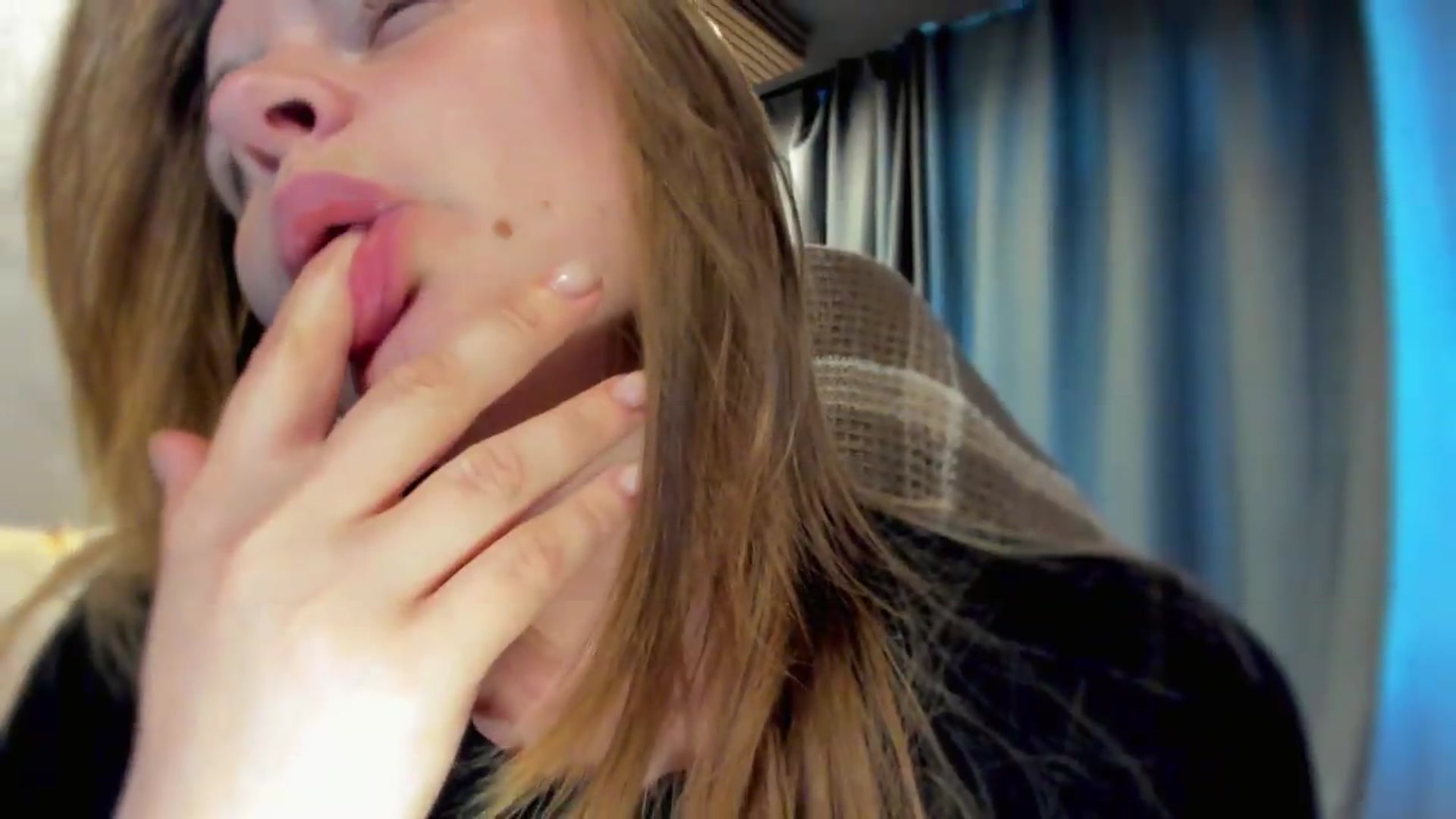Gallery image thumbnail from BiteTheSweet's myfreecams stream on, 05/24/2026, 15:16 image 16 of 20