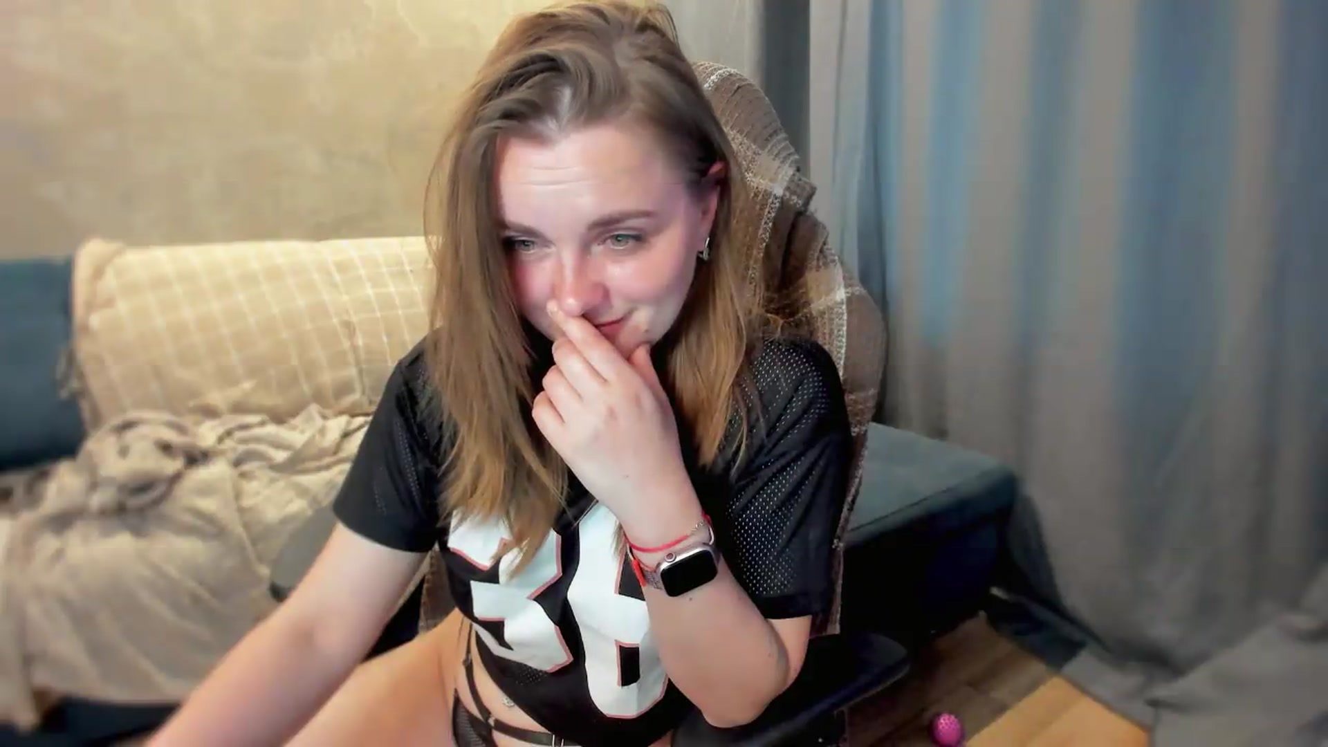 Gallery image thumbnail from BiteTheSweet's myfreecams stream on, 05/29/2026, 14:44 image 11 of 20