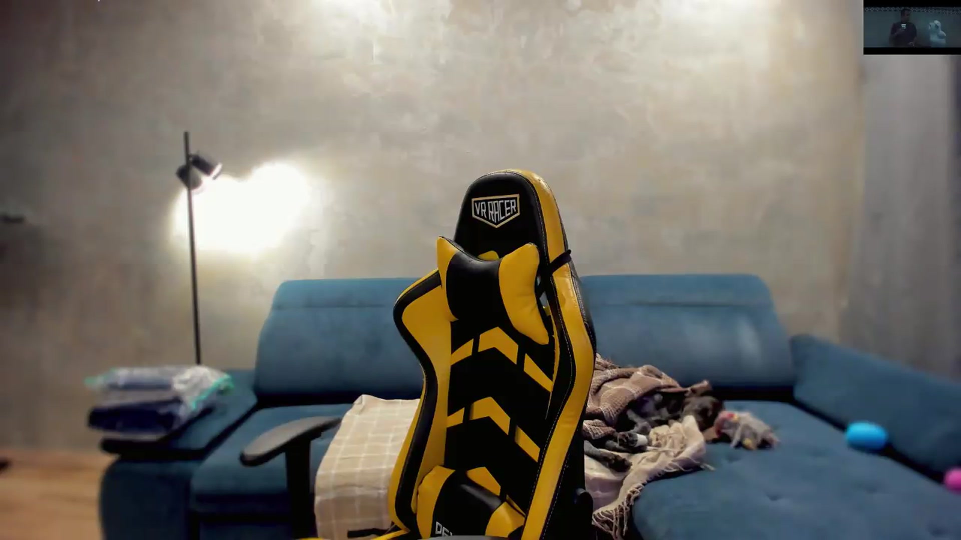 Gallery image thumbnail from BiteTheSweet's myfreecams stream on, 05/30/2026, 16:24 image 13 of 20