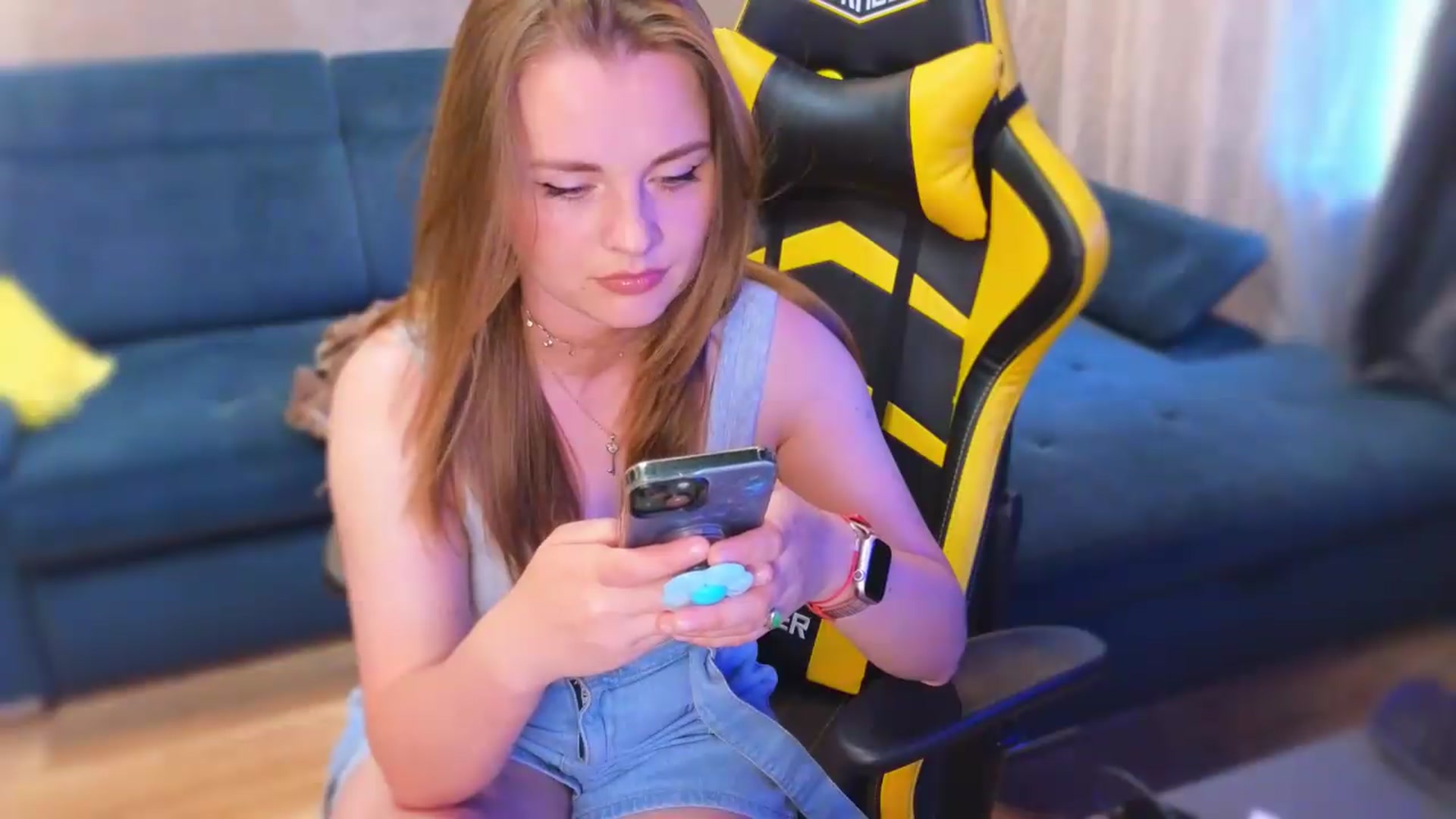 Gallery image thumbnail from BiteTheSweet's myfreecams stream on, 06/21/2026, 17:09 image 13 of 20