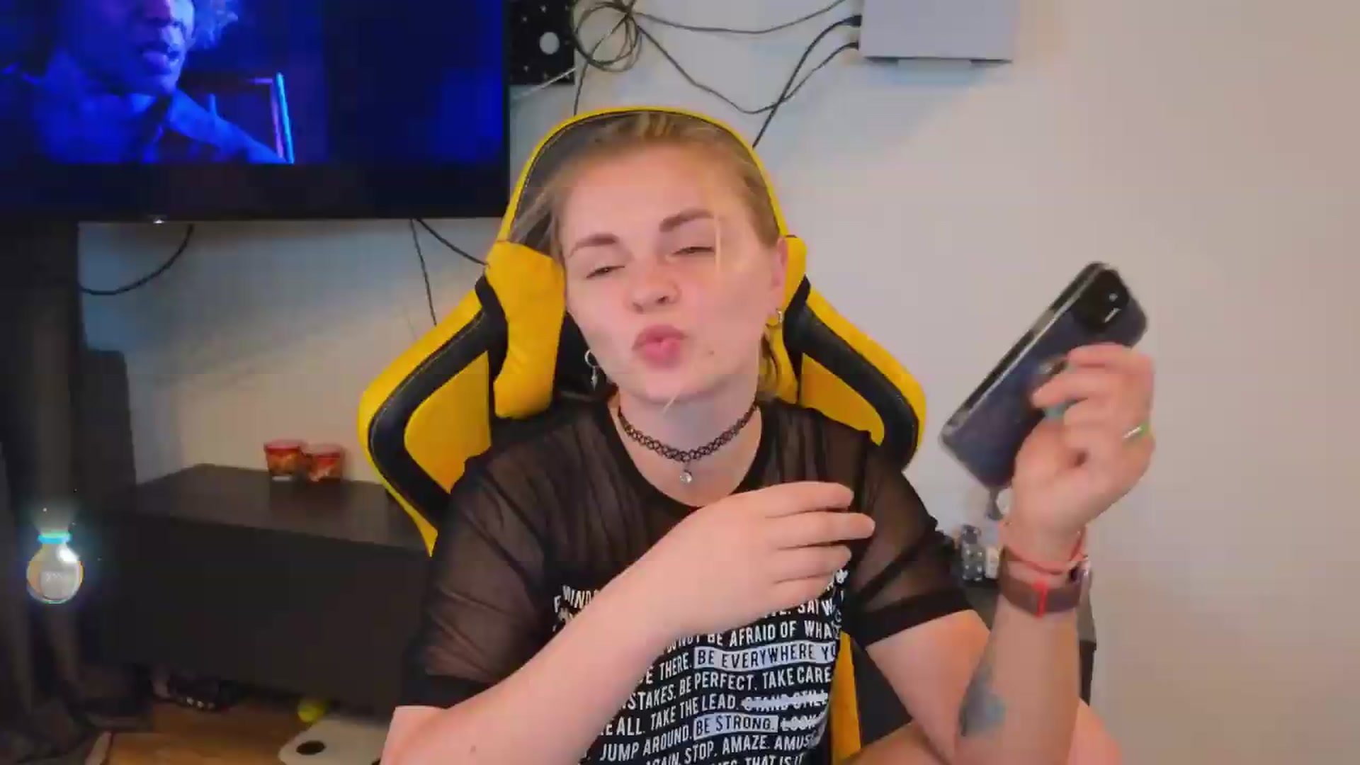 Gallery image thumbnail from BiteTheSweet's myfreecams stream on, 07/03/2026, 12:00 image 4 of 20