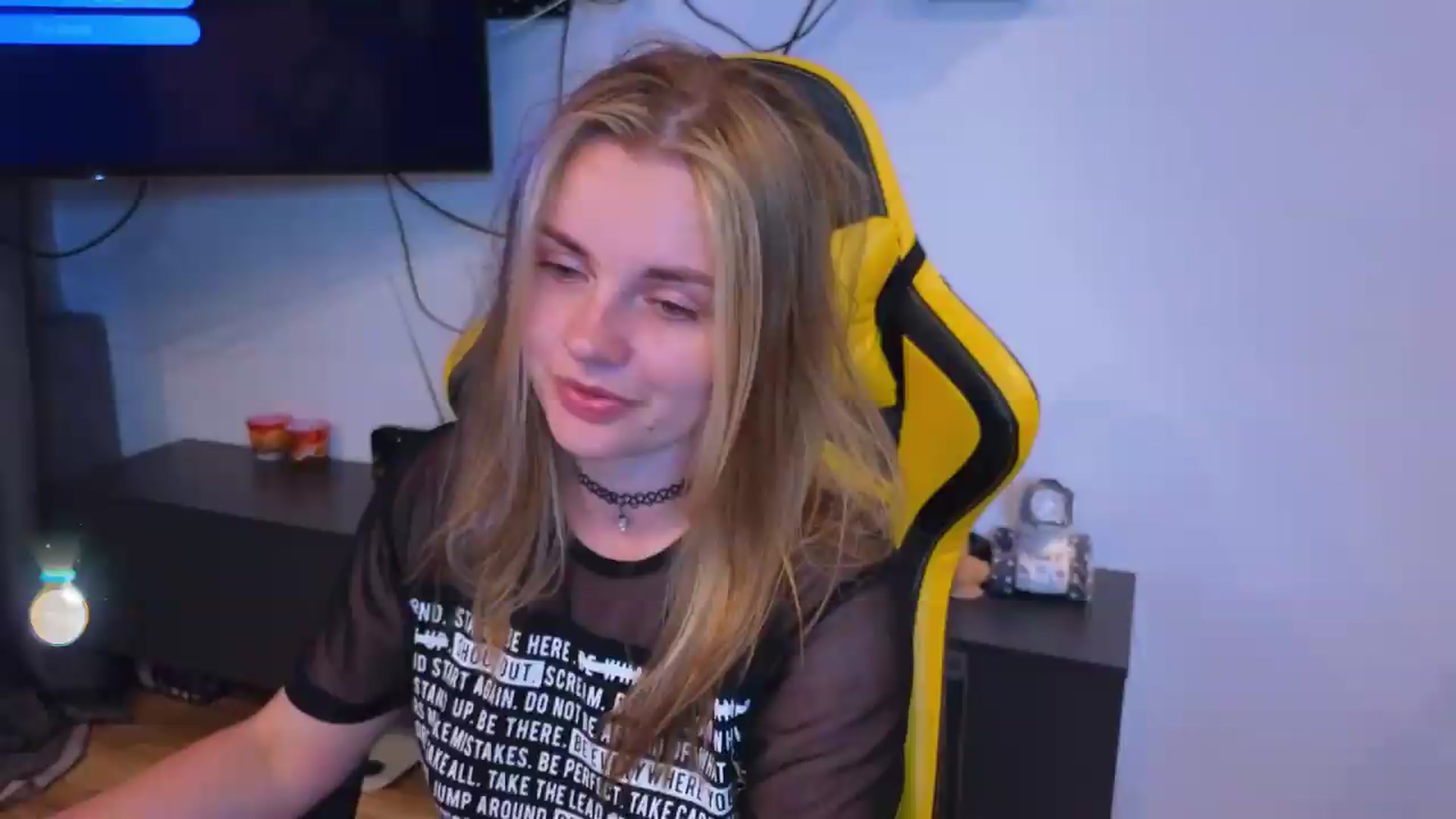 Gallery image thumbnail from BiteTheSweet's myfreecams stream on, 07/03/2026, 15:57 image 11 of 20