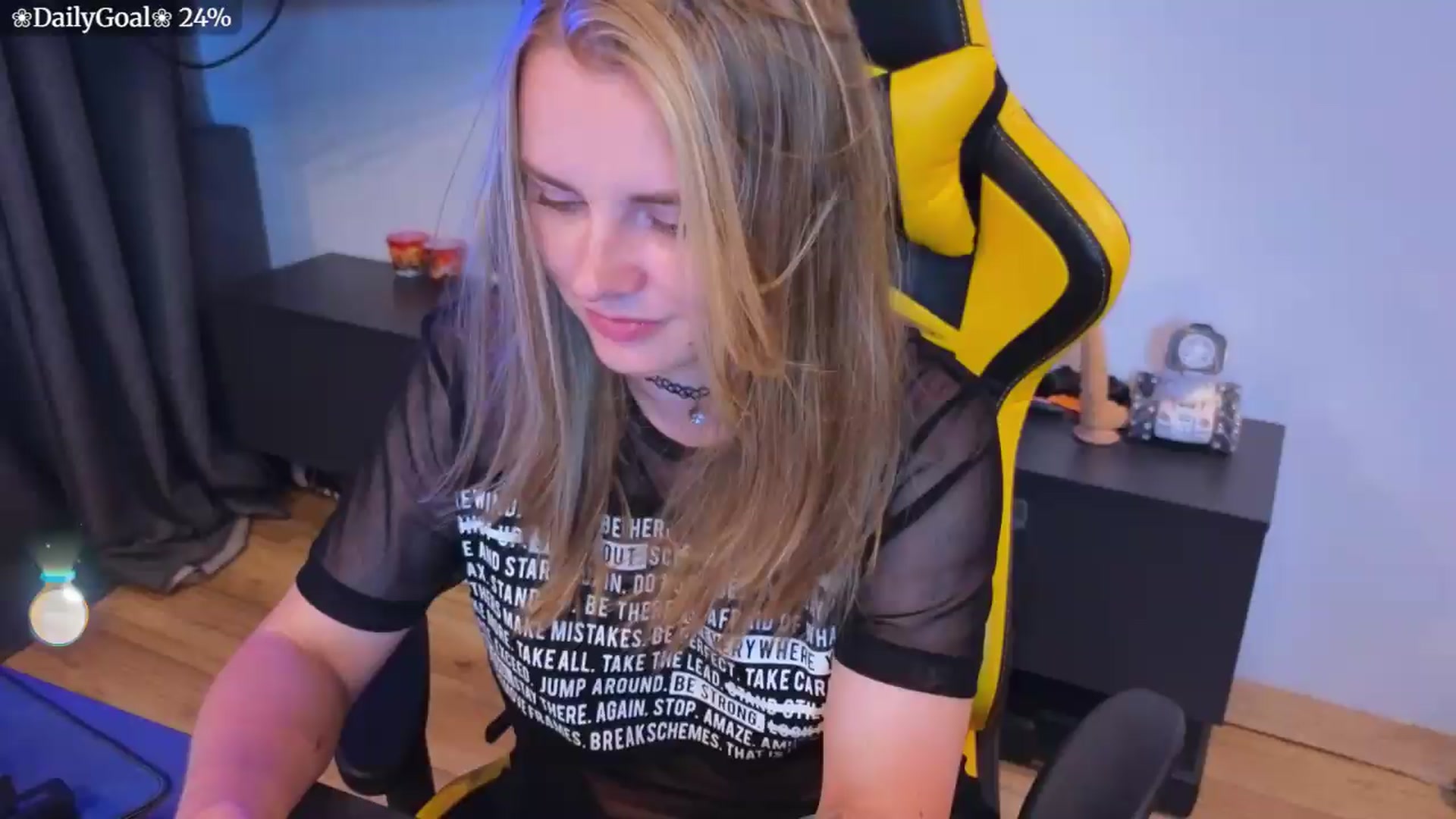 Gallery image thumbnail from BiteTheSweet's myfreecams stream on, 07/03/2026, 15:57 image 13 of 20