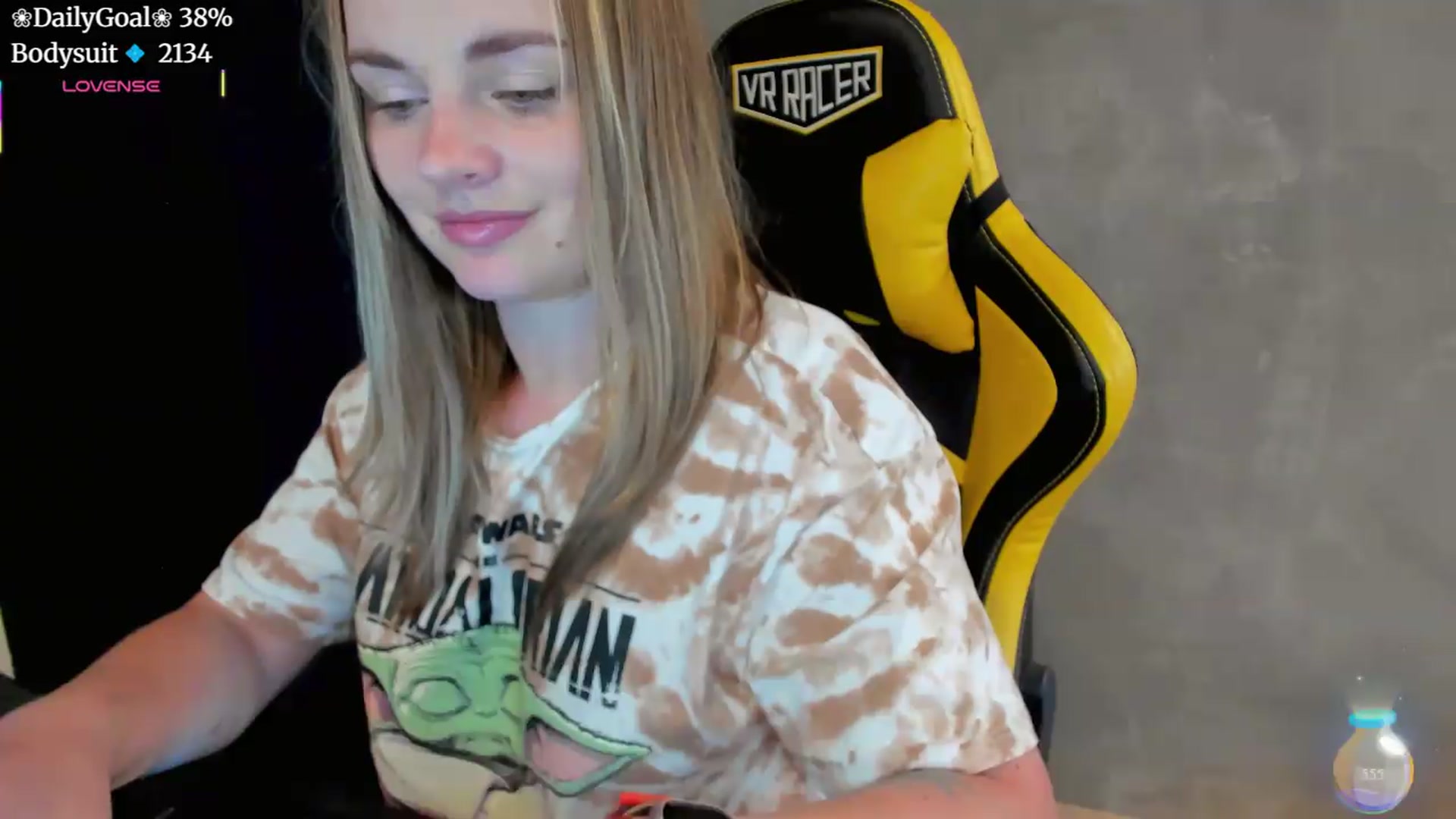 Gallery image thumbnail from BiteTheSweet's myfreecams stream on, 07/04/2026, 11:20 image 15 of 20
