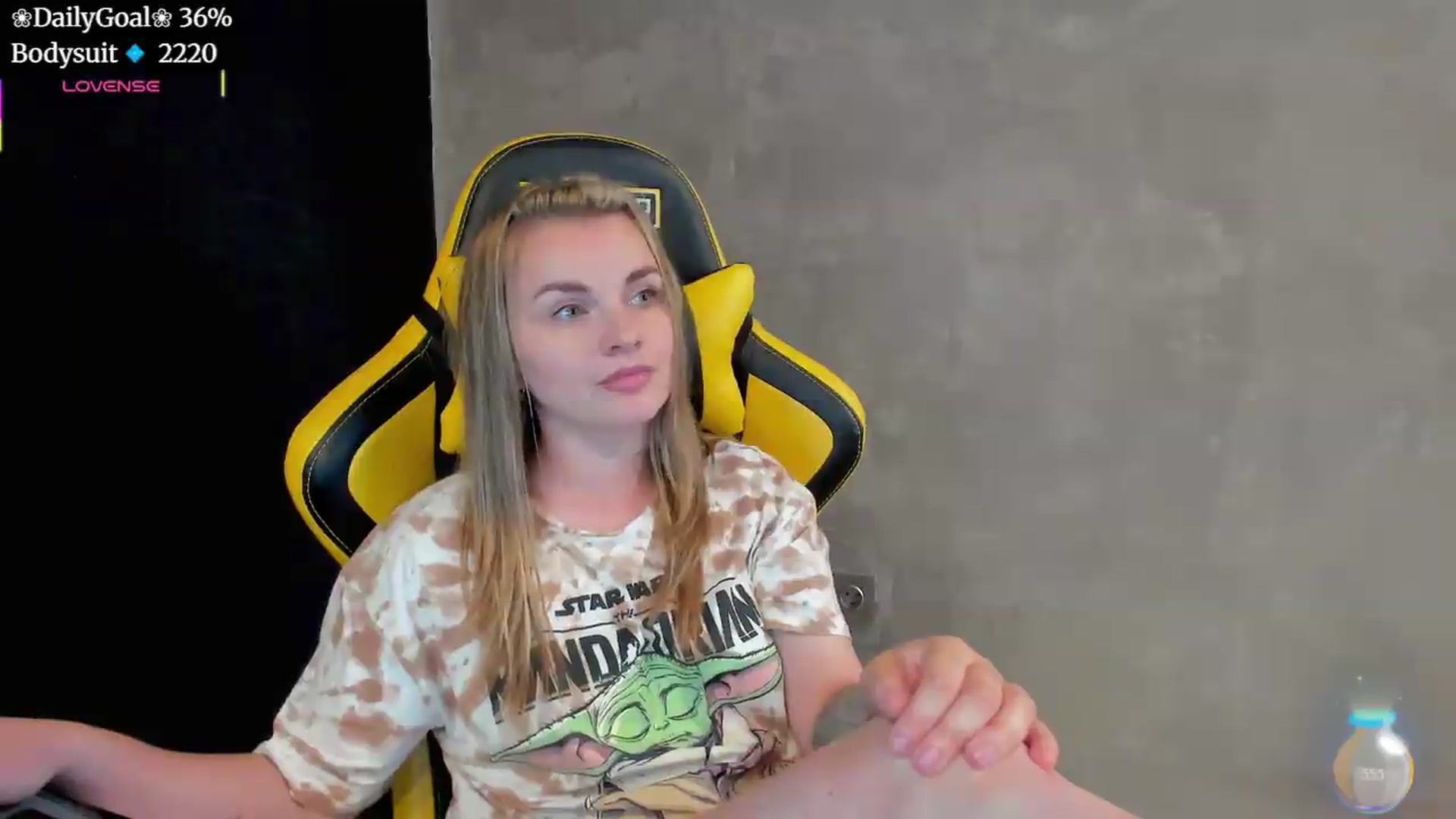 Gallery image thumbnail from BiteTheSweet's myfreecams stream on, 07/04/2026, 11:20 image 9 of 20
