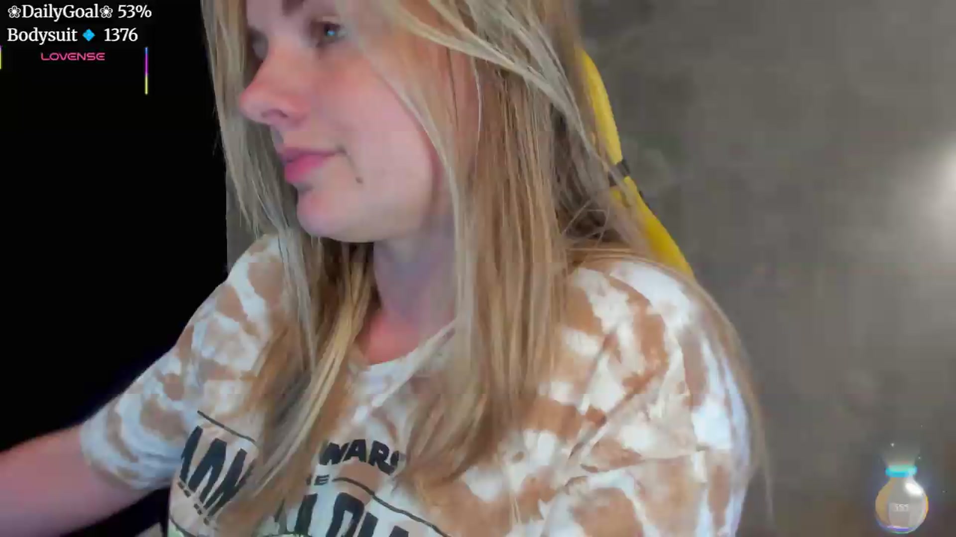 Gallery image thumbnail from BiteTheSweet's myfreecams stream on, 07/04/2026, 15:03 image 8 of 20
