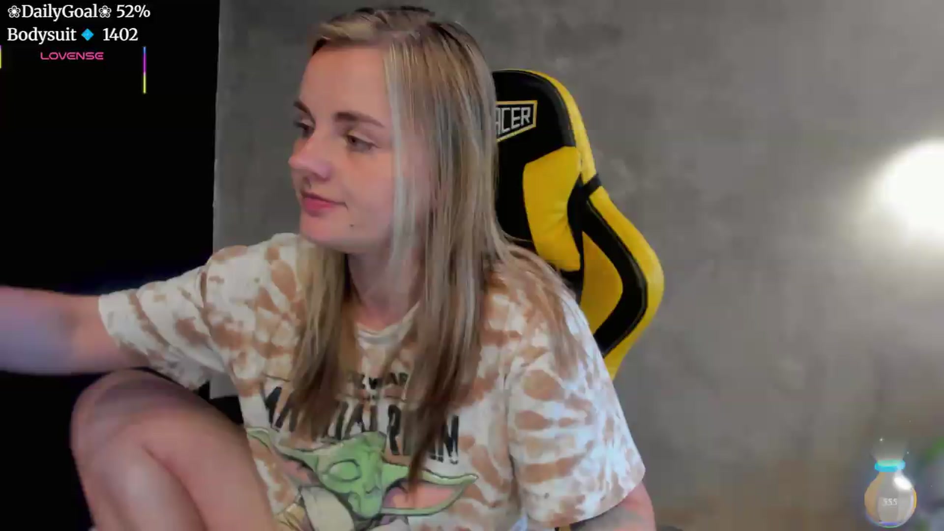 Gallery image thumbnail from BiteTheSweet's myfreecams stream on, 07/04/2026, 15:03 image 4 of 20