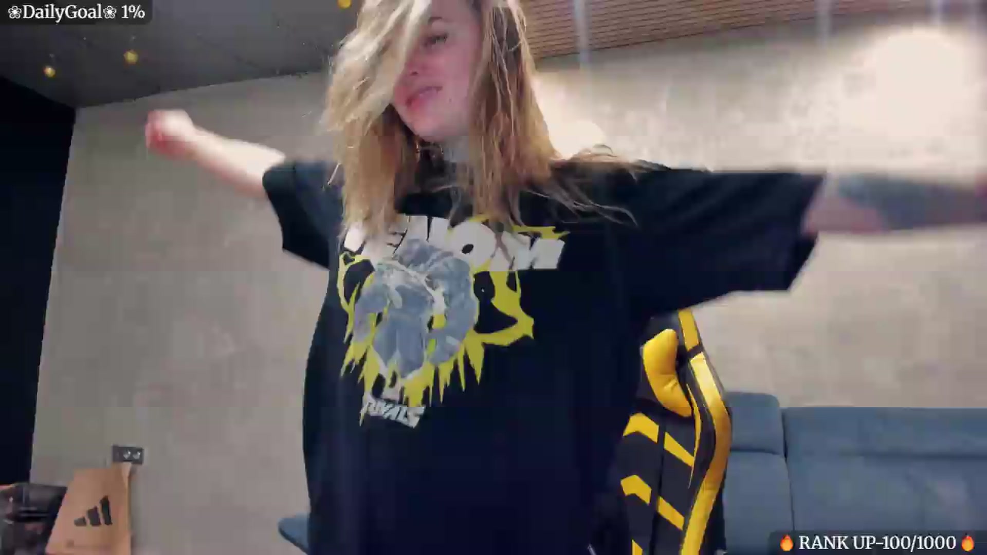 Gallery image thumbnail from BiteTheSweet's myfreecams stream on, 07/11/2026, 18:09 image 6 of 20