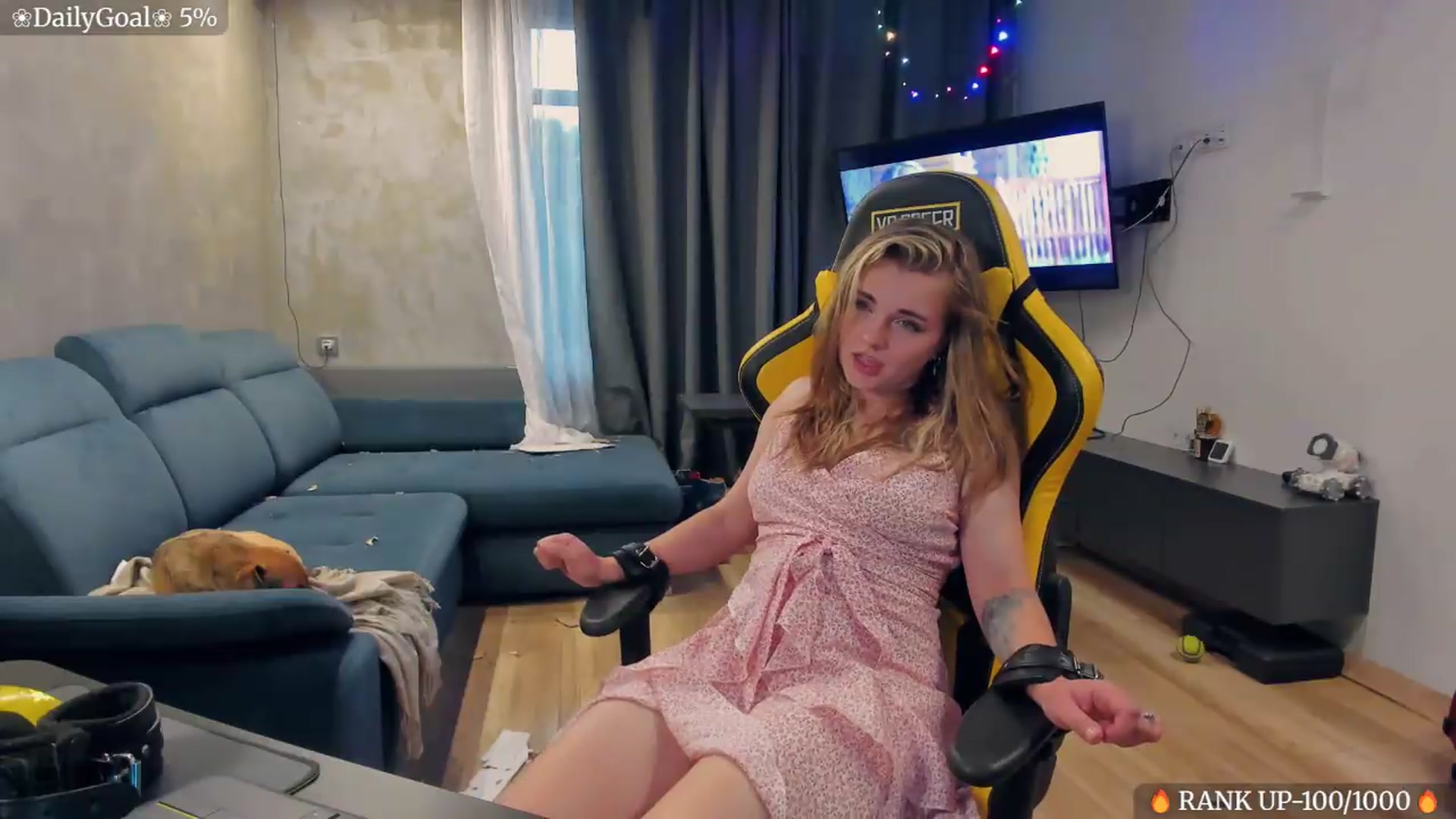 Gallery image thumbnail from BiteTheSweet's myfreecams stream on, 07/15/2026, 18:40 image 4 of 20