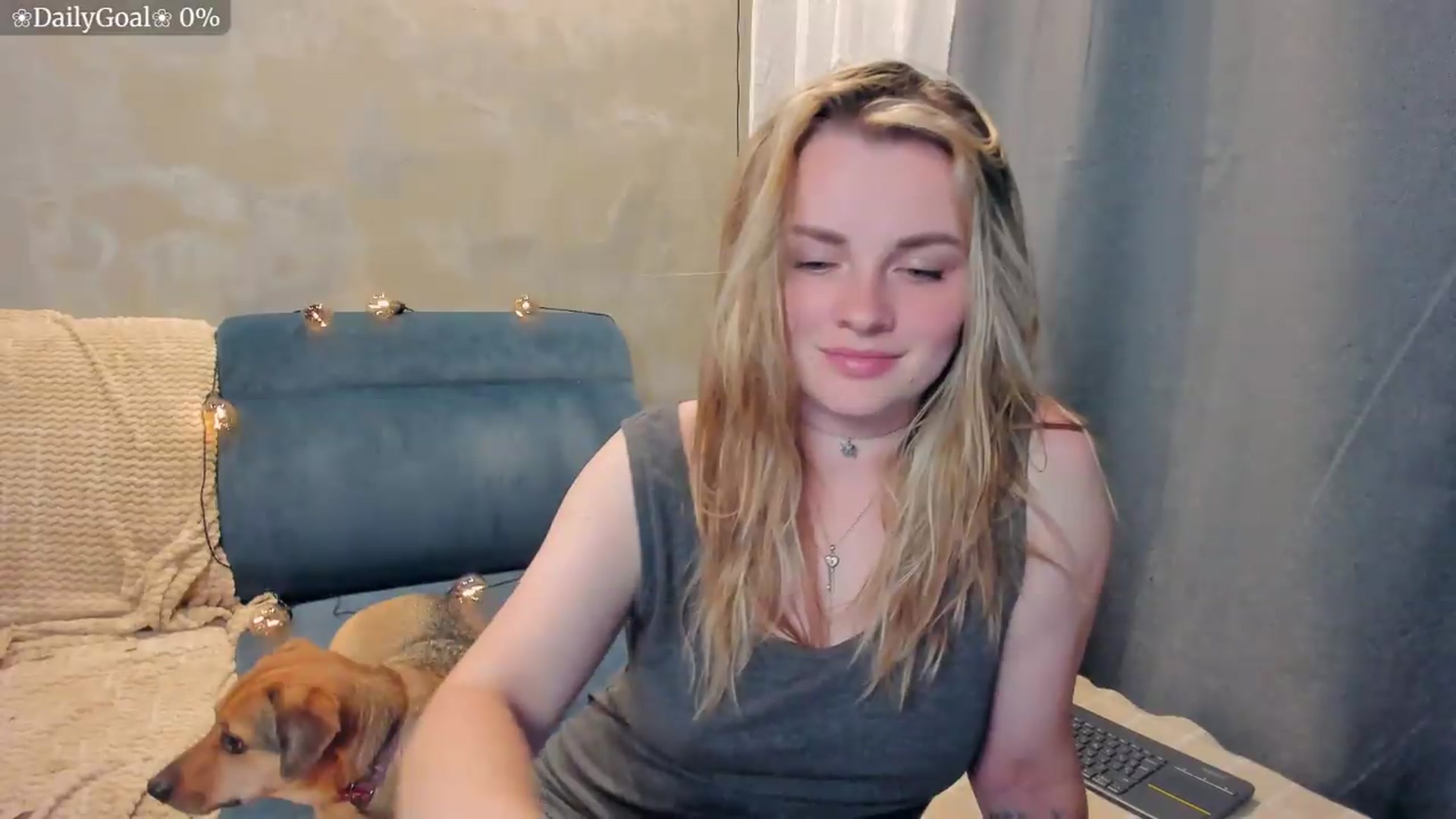 Gallery image thumbnail from BiteTheSweet's myfreecams stream on, 07/23/2026, 16:52 image 11 of 20