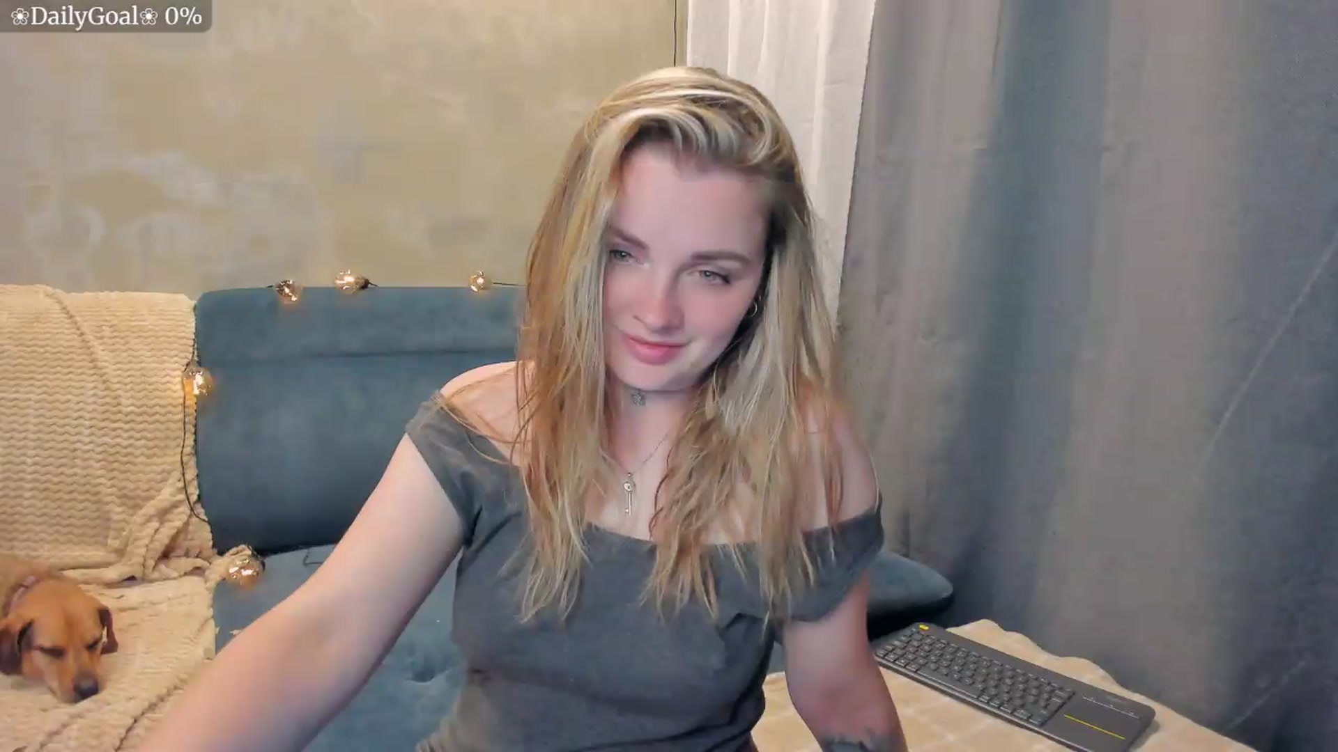 Gallery image thumbnail from BiteTheSweet's myfreecams stream on, 07/23/2026, 16:52 image 14 of 20