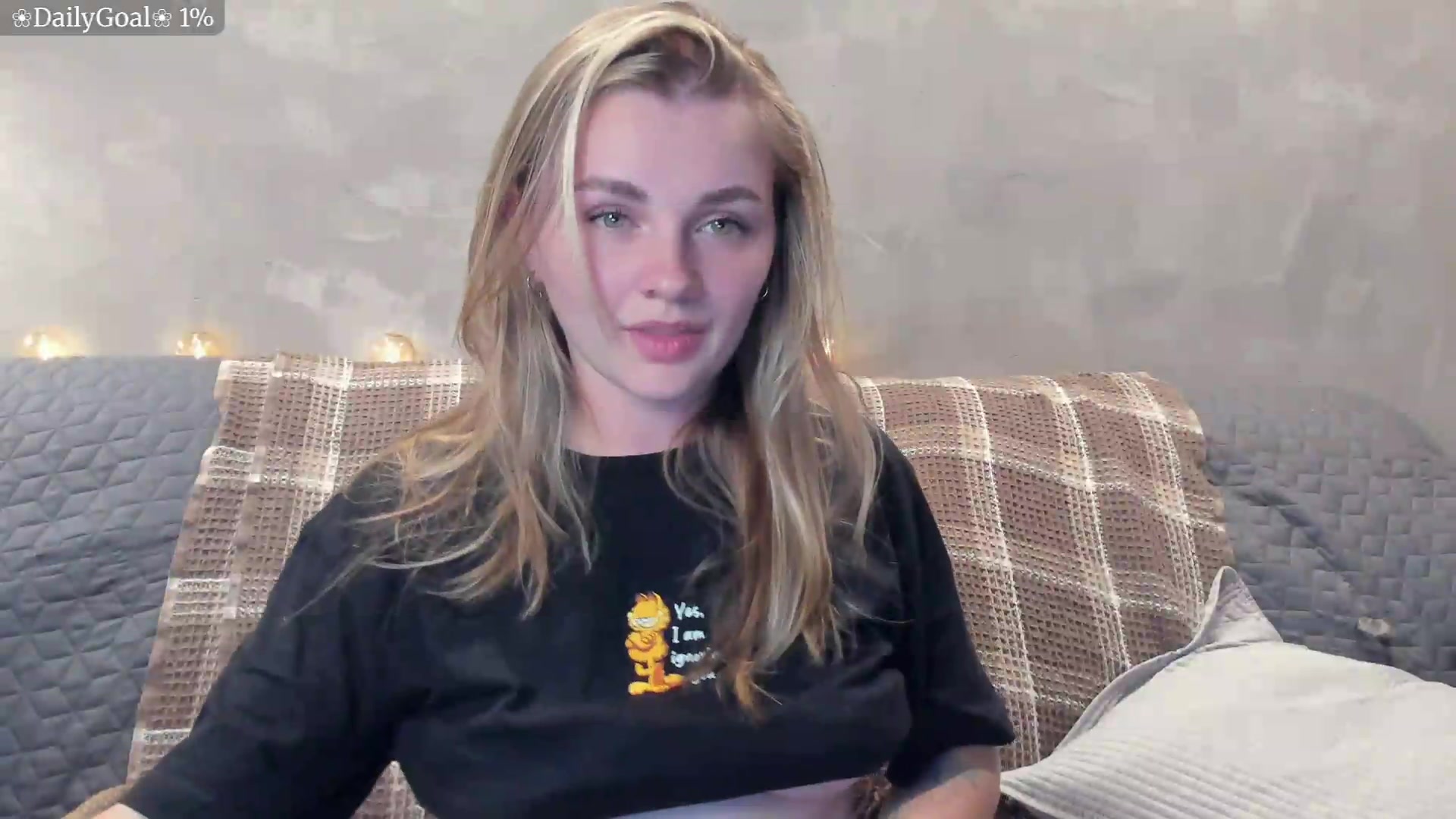Gallery image thumbnail from BiteTheSweet's myfreecams stream on, 08/20/2026, 17:45 image 14 of 20
