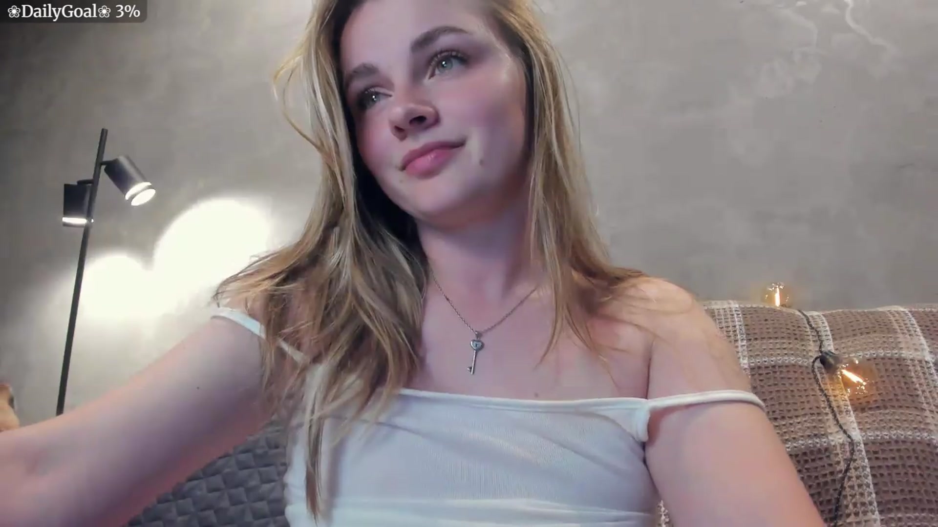 Gallery image thumbnail from BiteTheSweet's myfreecams stream on, 08/20/2026, 19:31 image 3 of 20
