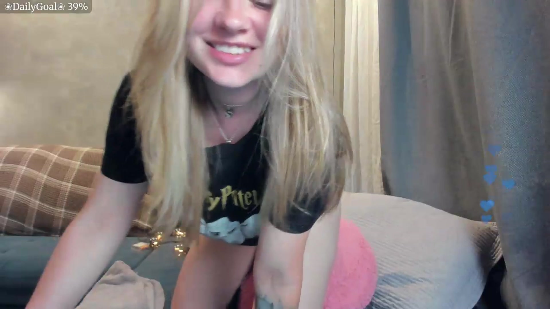 Gallery image thumbnail from BiteTheSweet's myfreecams stream on, 09/07/2026, 20:41 image 4 of 20