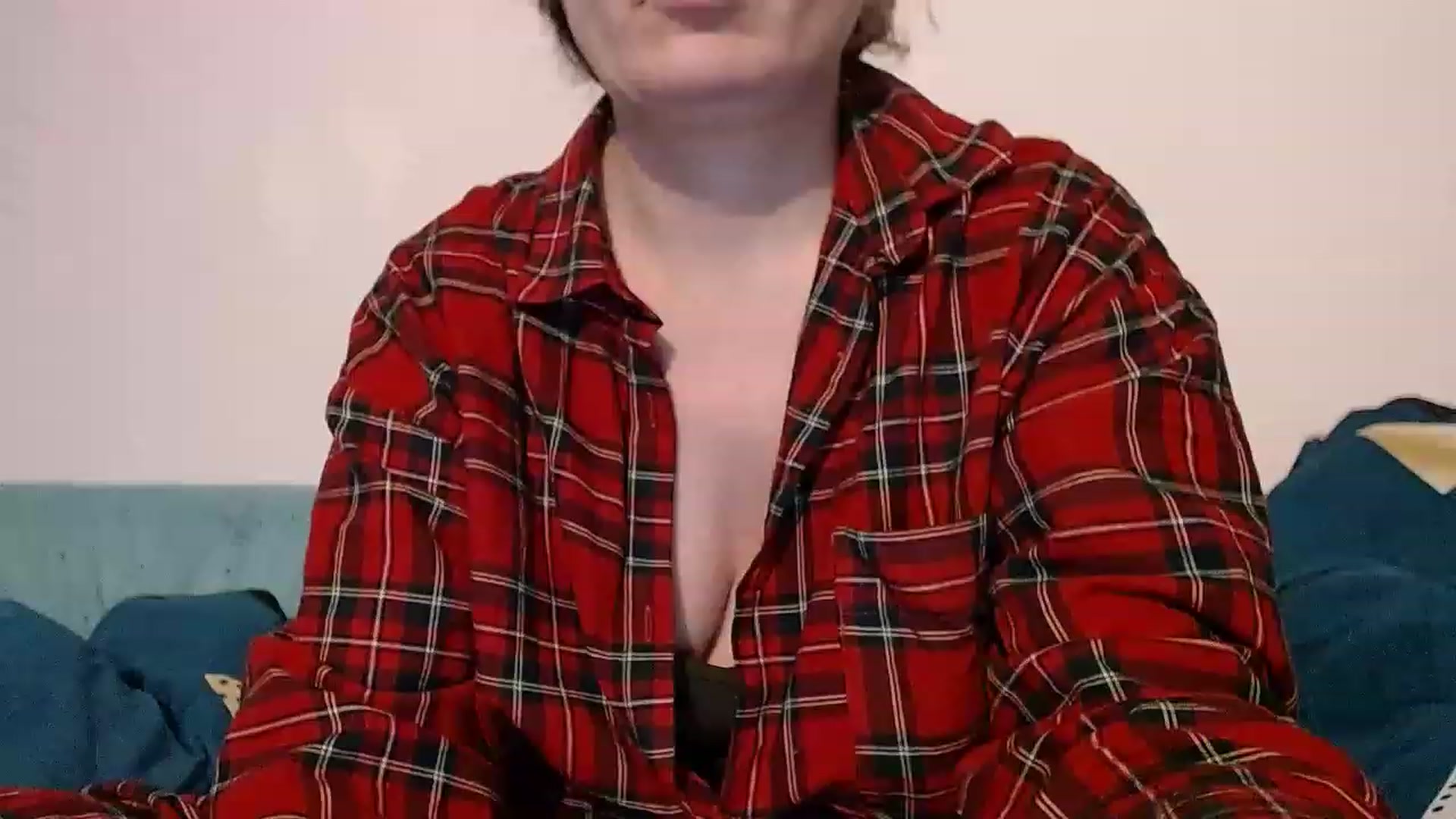 Gallery image thumbnail from Bite_Me__'s myfreecams stream on, 12/25/2022, 01:13 image 6 of 20