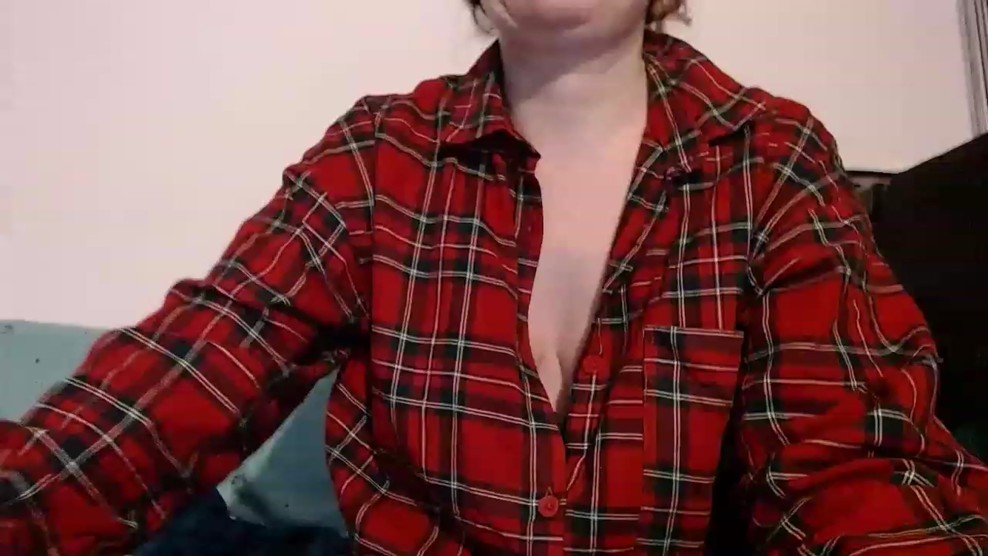 Gallery image thumbnail from Bite_Me__'s myfreecams stream on, 12/25/2022, 01:13 image 20 of 20