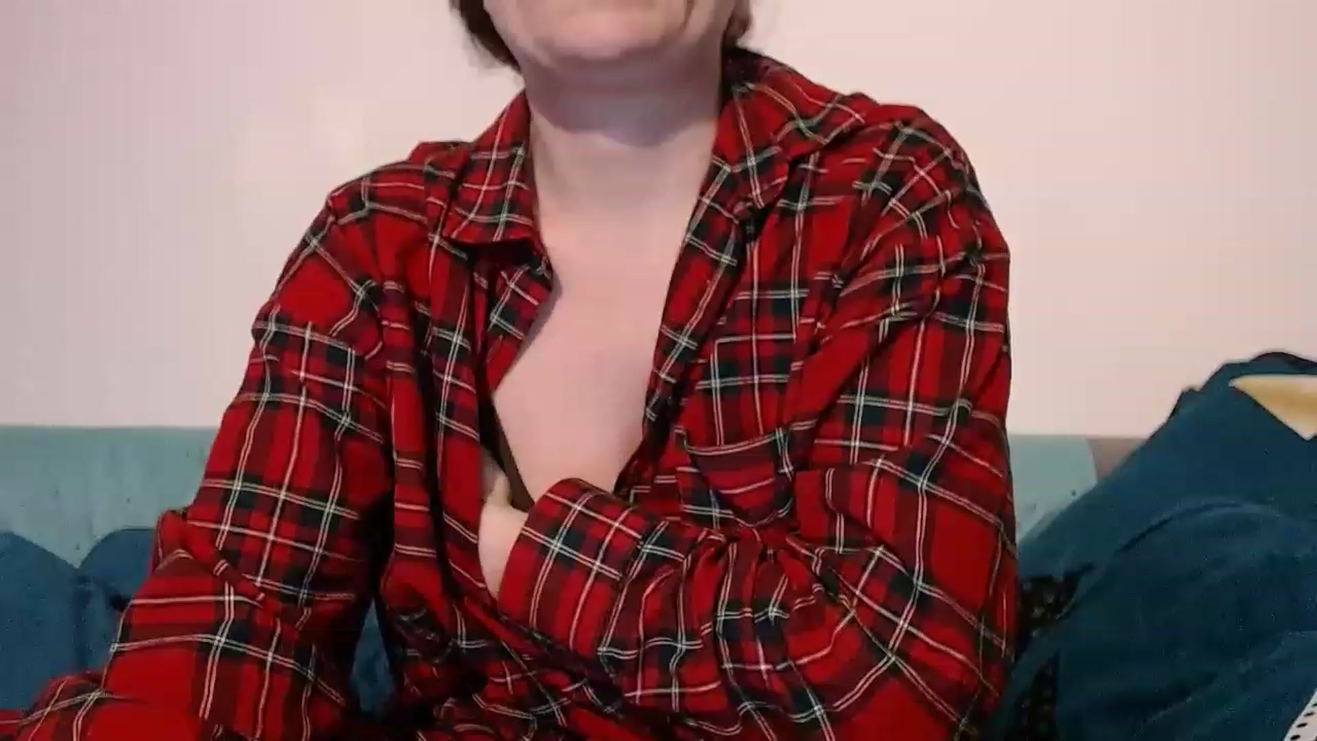 Gallery image thumbnail from Bite_Me__'s myfreecams stream on, 12/25/2022, 01:13 image 4 of 20
