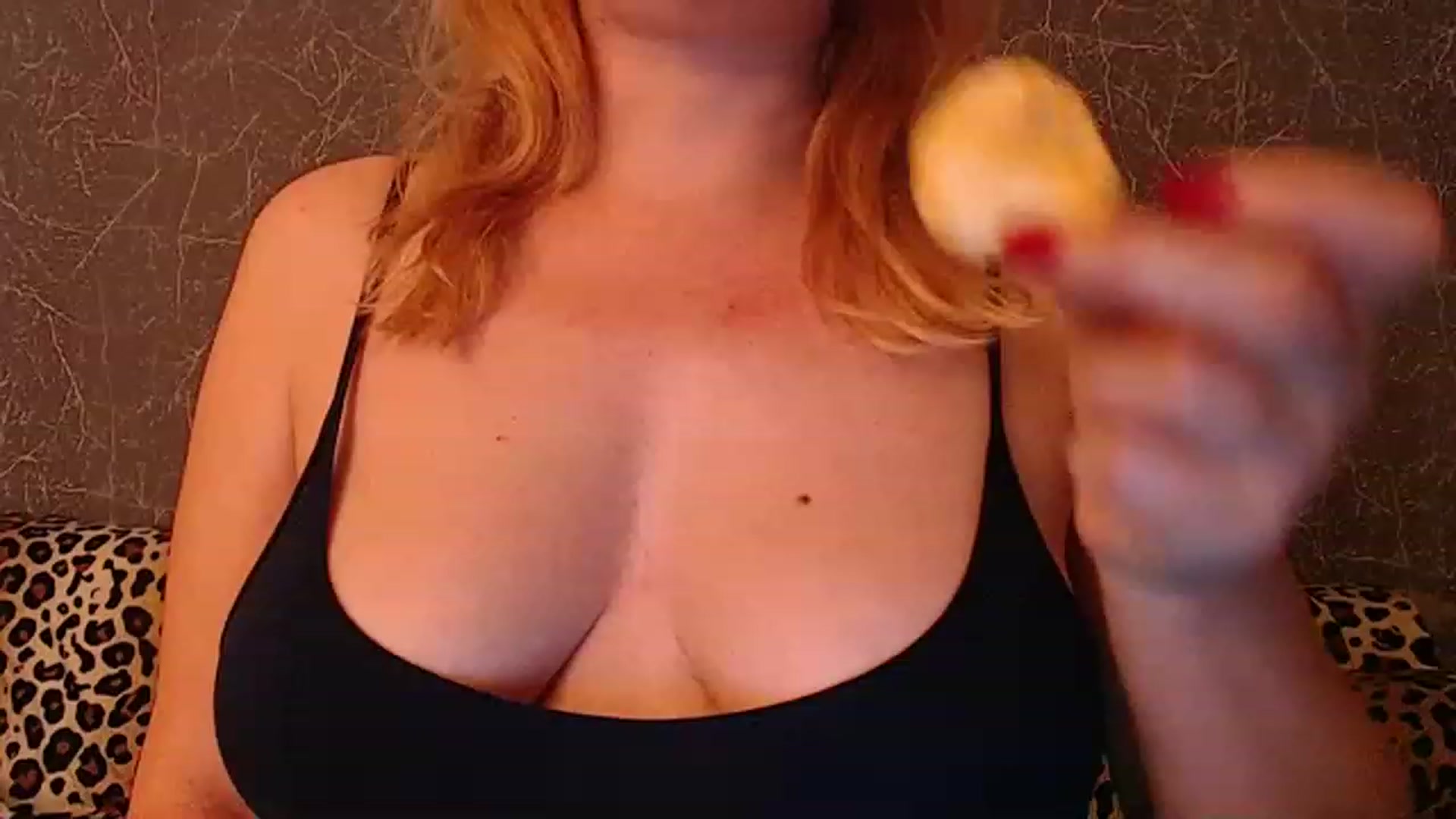 Gallery image thumbnail from Bite_Me__'s myfreecams stream on, 05/28/2023, 19:43 image 17 of 20
