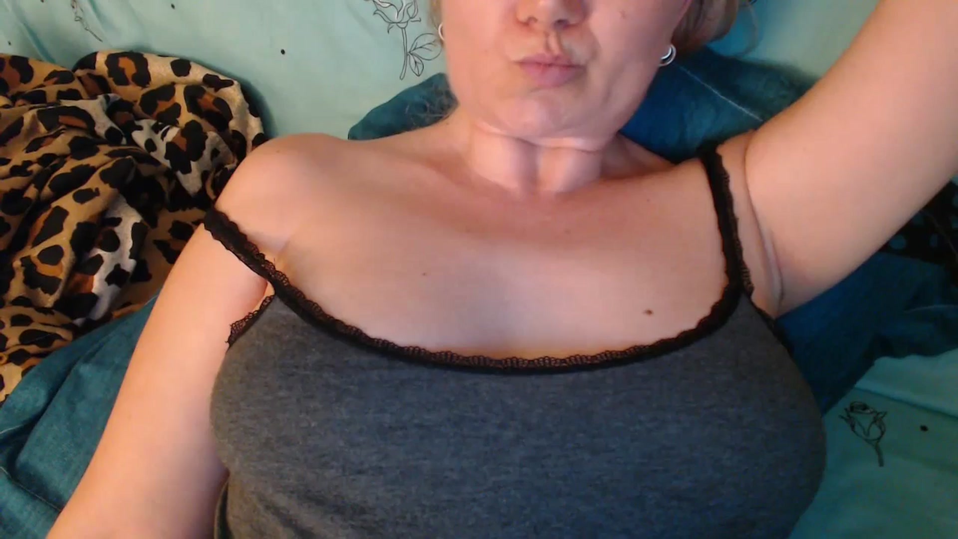 Gallery image thumbnail from Bite_Me__'s myfreecams stream on, 07/08/2023, 20:11 image 9 of 20