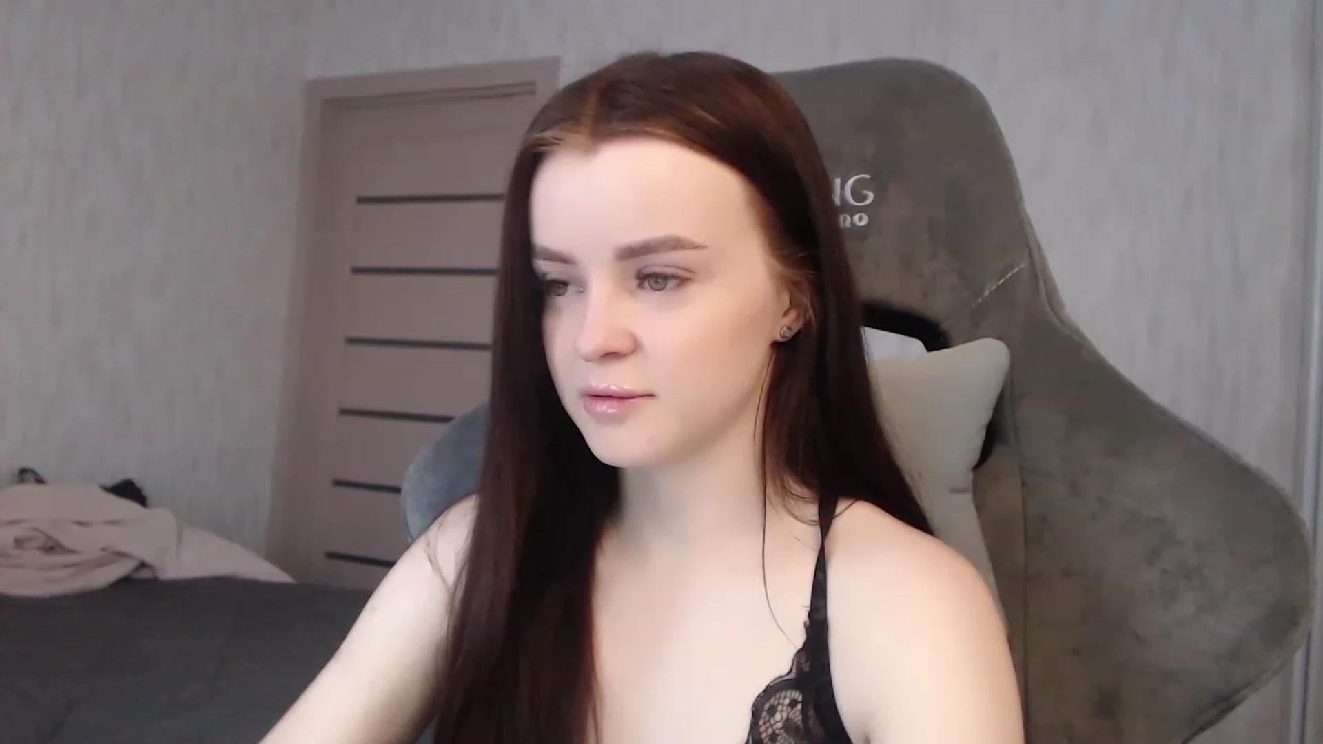Gallery image thumbnail from BitsyMia's myfreecams stream on, 12/06/2022, 04:39 image 9 of 20