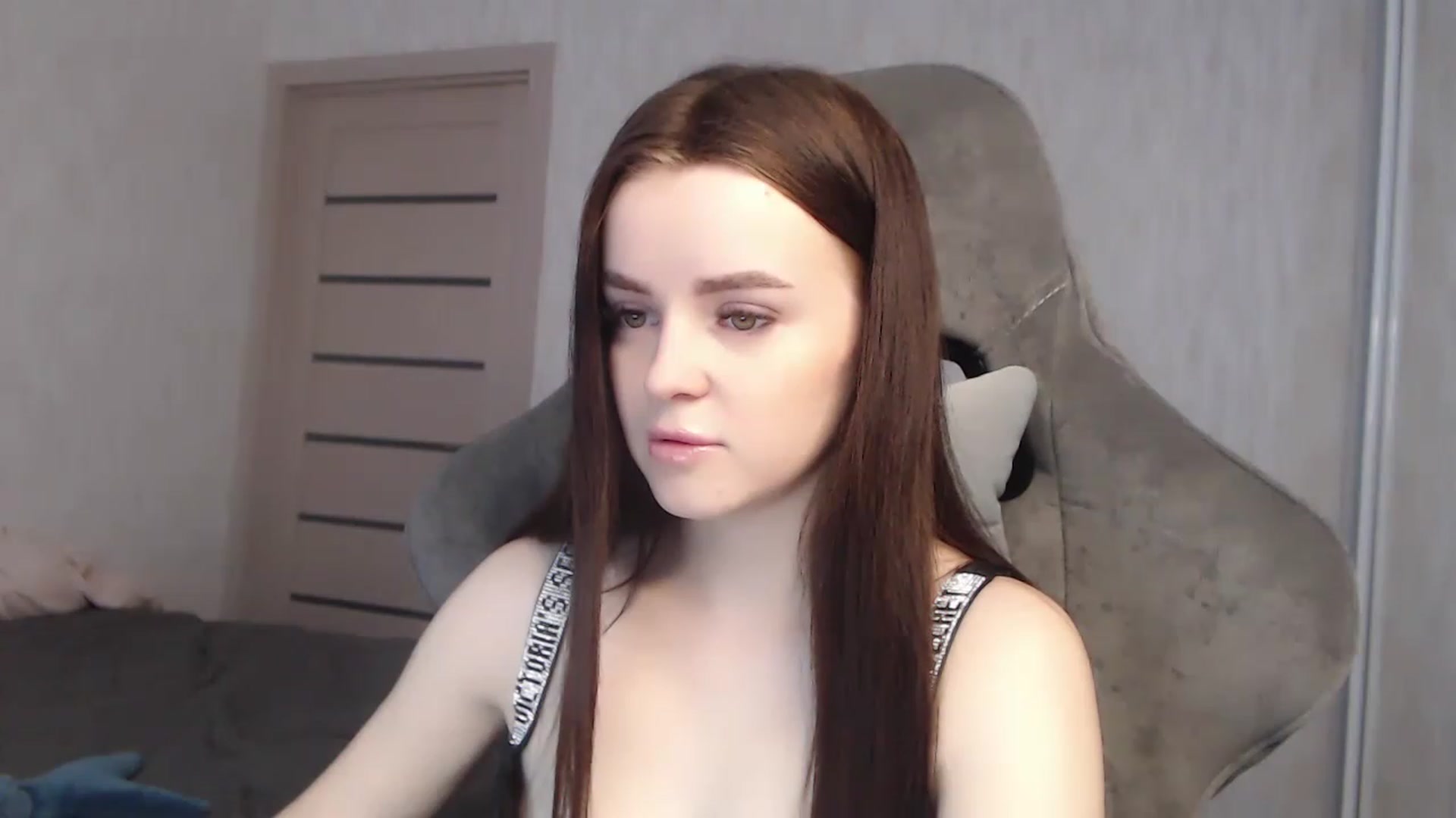 Gallery image thumbnail from BitsyMia's myfreecams stream on, 12/08/2022, 05:48 image 3 of 20
