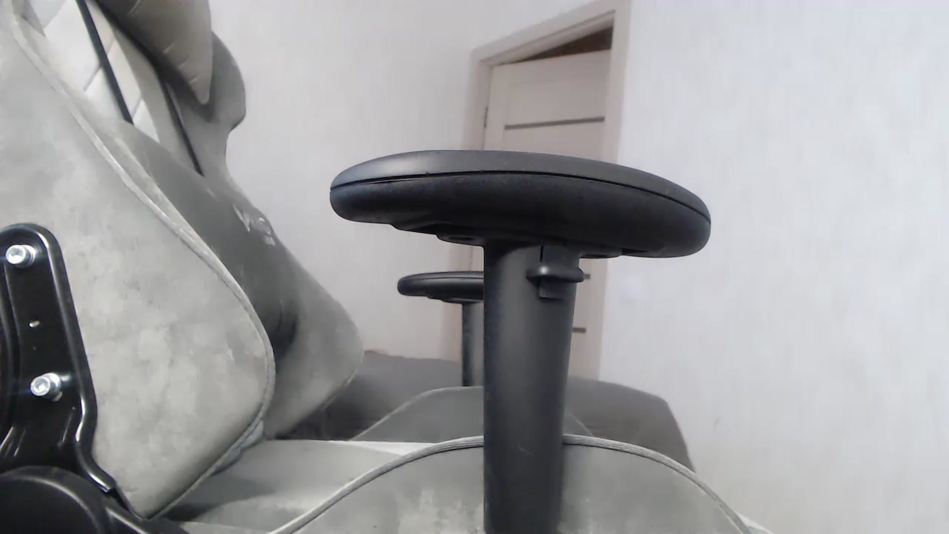 Gallery image thumbnail from BitsyMia's myfreecams stream on, 01/20/2023, 09:05 image 7 of 20