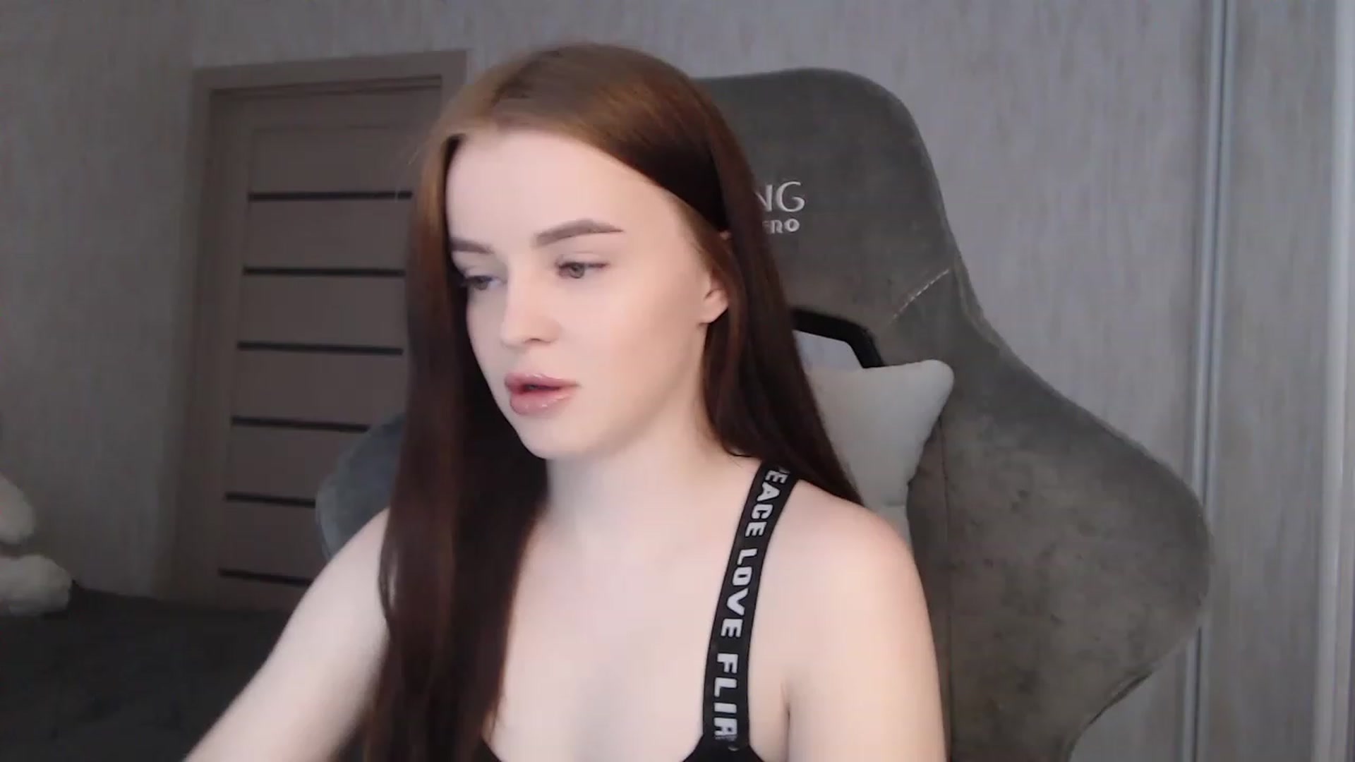 Gallery image thumbnail from BitsyMia's myfreecams stream on, 03/27/2023, 05:20 image 1 of 20