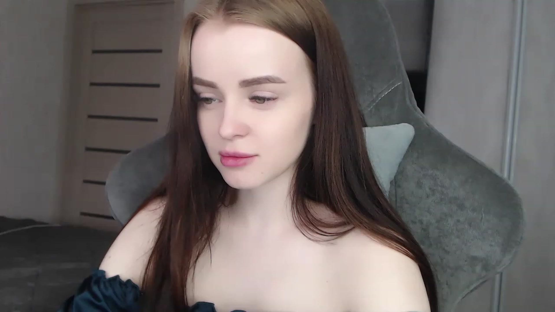 Gallery image thumbnail from BitsyMia's myfreecams stream on, 05/03/2023, 06:56 image 17 of 20