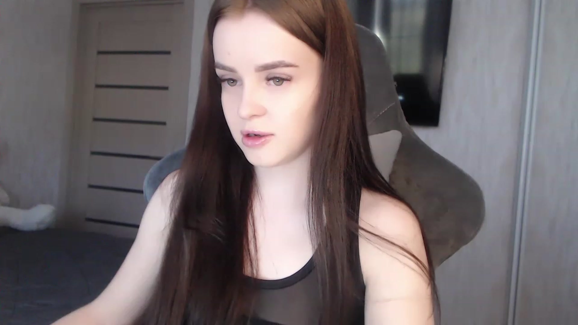 Gallery image thumbnail from BitsyMia's myfreecams stream on, 06/19/2023, 03:45 image 7 of 20