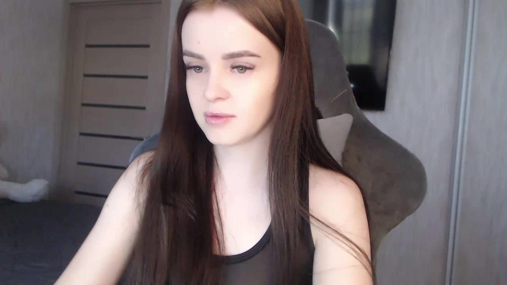 Gallery image thumbnail from BitsyMia's myfreecams stream on, 06/19/2023, 03:45 image 8 of 20
