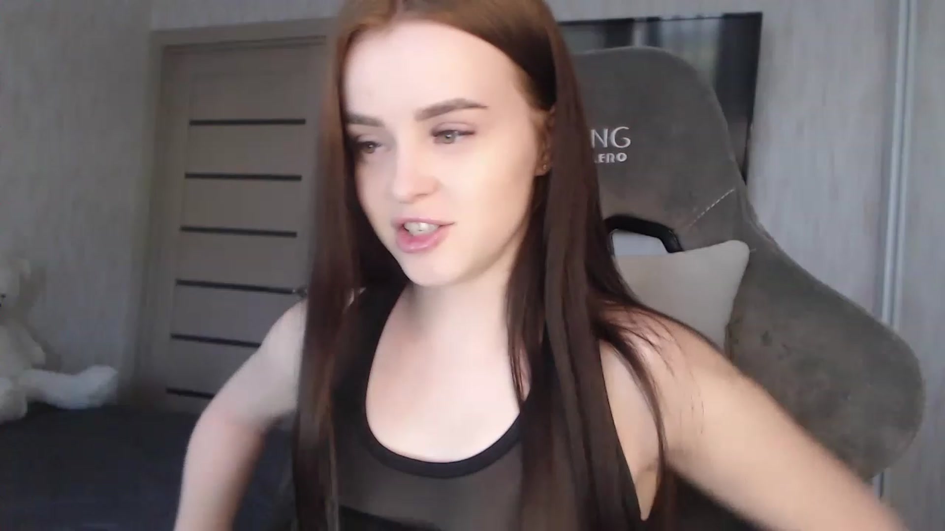 Gallery image thumbnail from BitsyMia's myfreecams stream on, 06/19/2023, 03:45 image 11 of 20