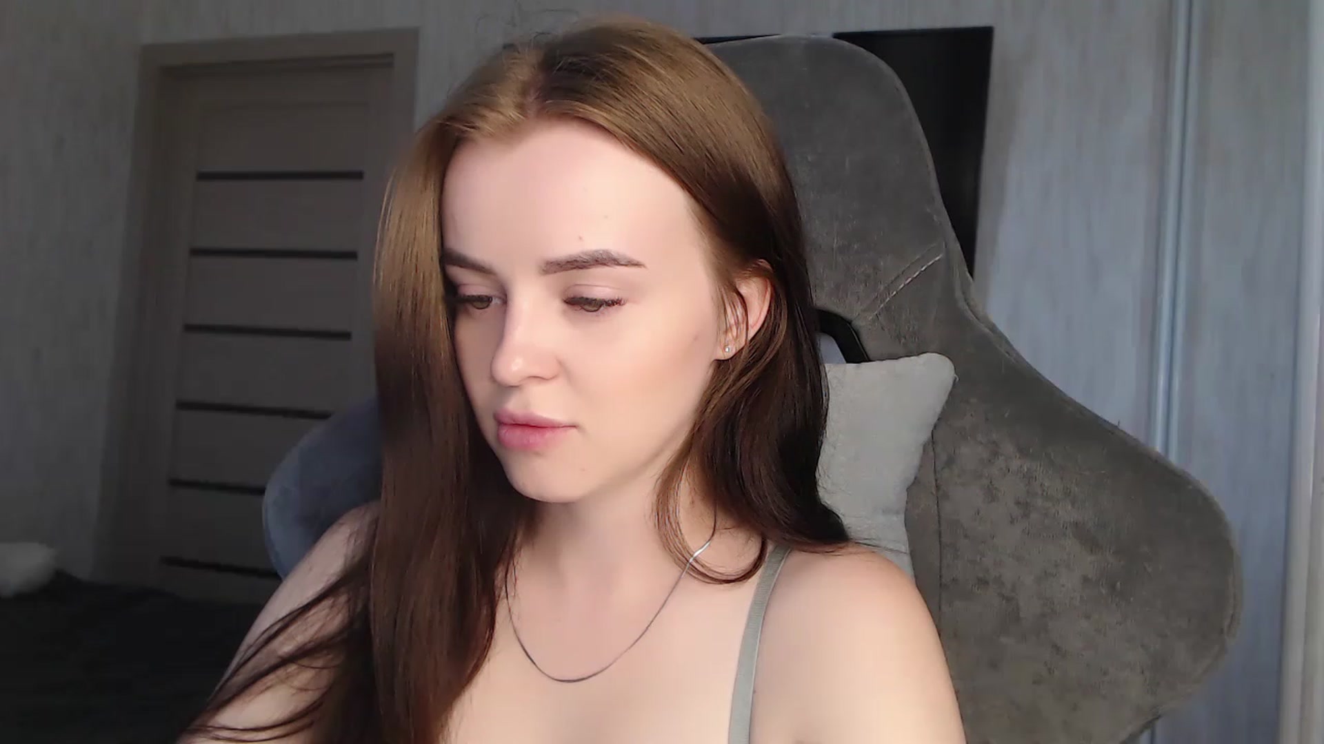 Gallery image thumbnail from BitsyMia's myfreecams stream on, 08/01/2023, 06:05 image 19 of 20