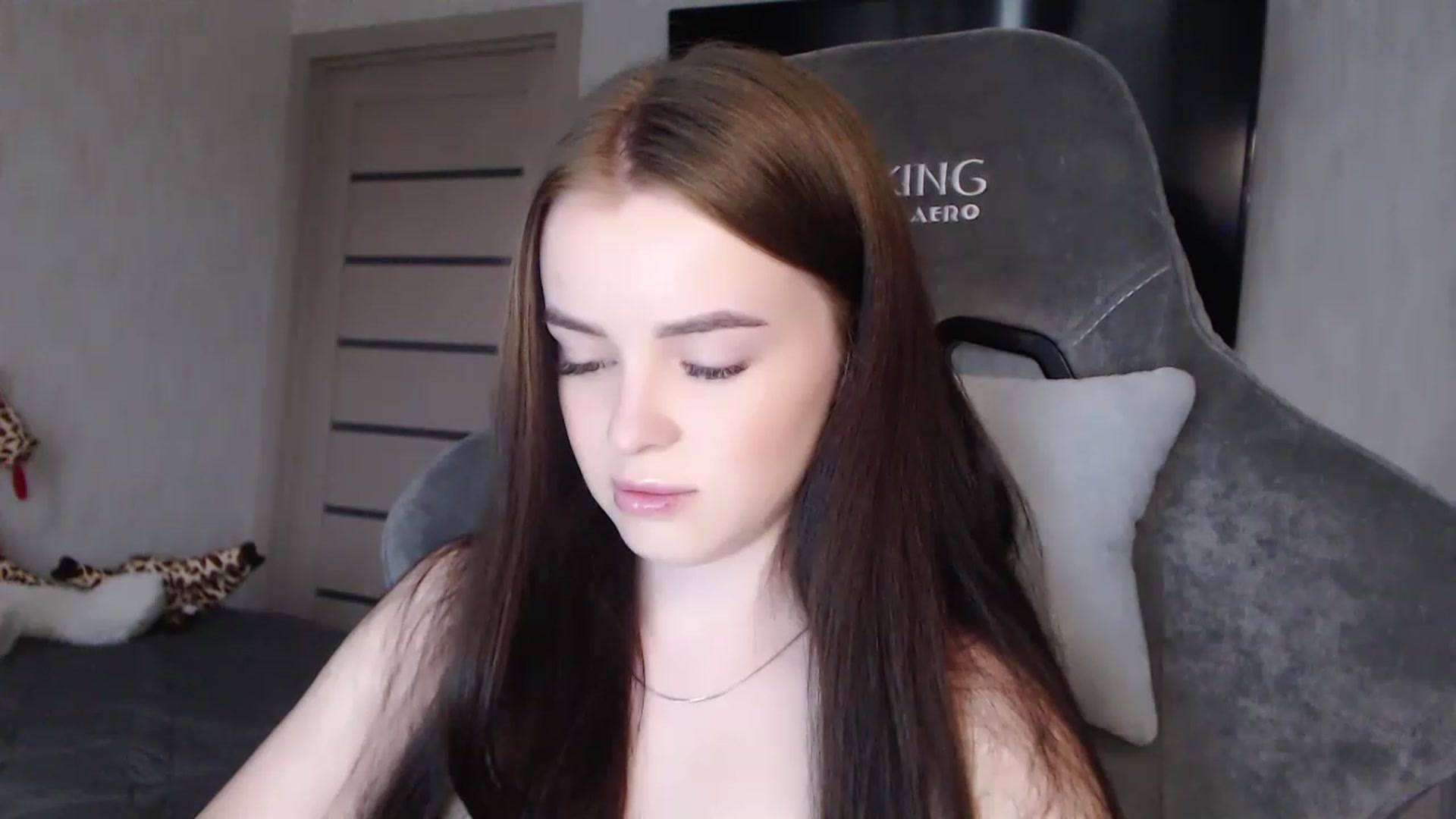 Gallery image thumbnail from BitsyMia's myfreecams stream on, 08/04/2023, 05:20 image 11 of 20