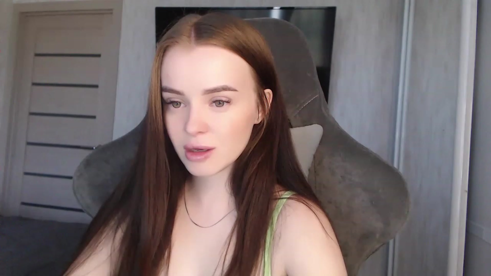 Gallery image thumbnail from BitsyMia's myfreecams stream on, 08/09/2023, 05:07 image 10 of 20