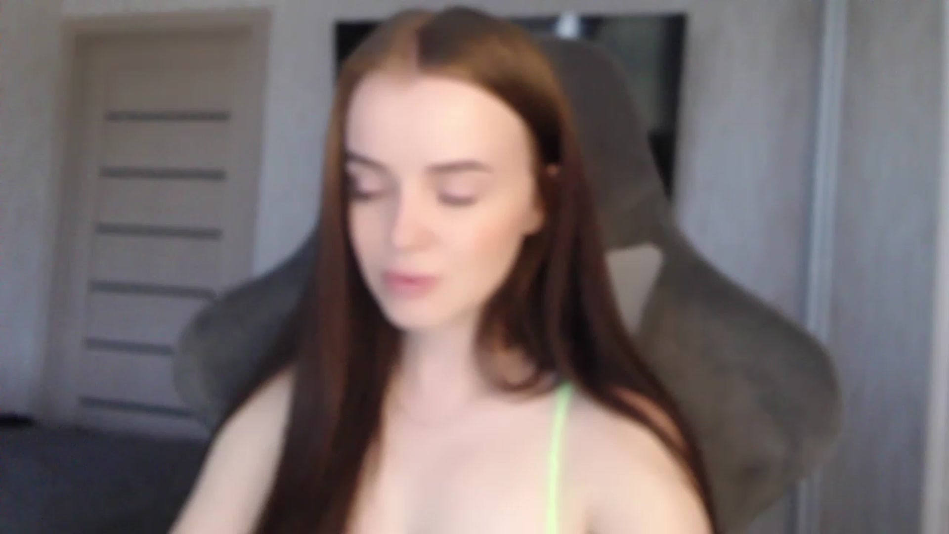 Gallery image thumbnail from BitsyMia's myfreecams stream on, 08/09/2023, 05:07 image 19 of 20