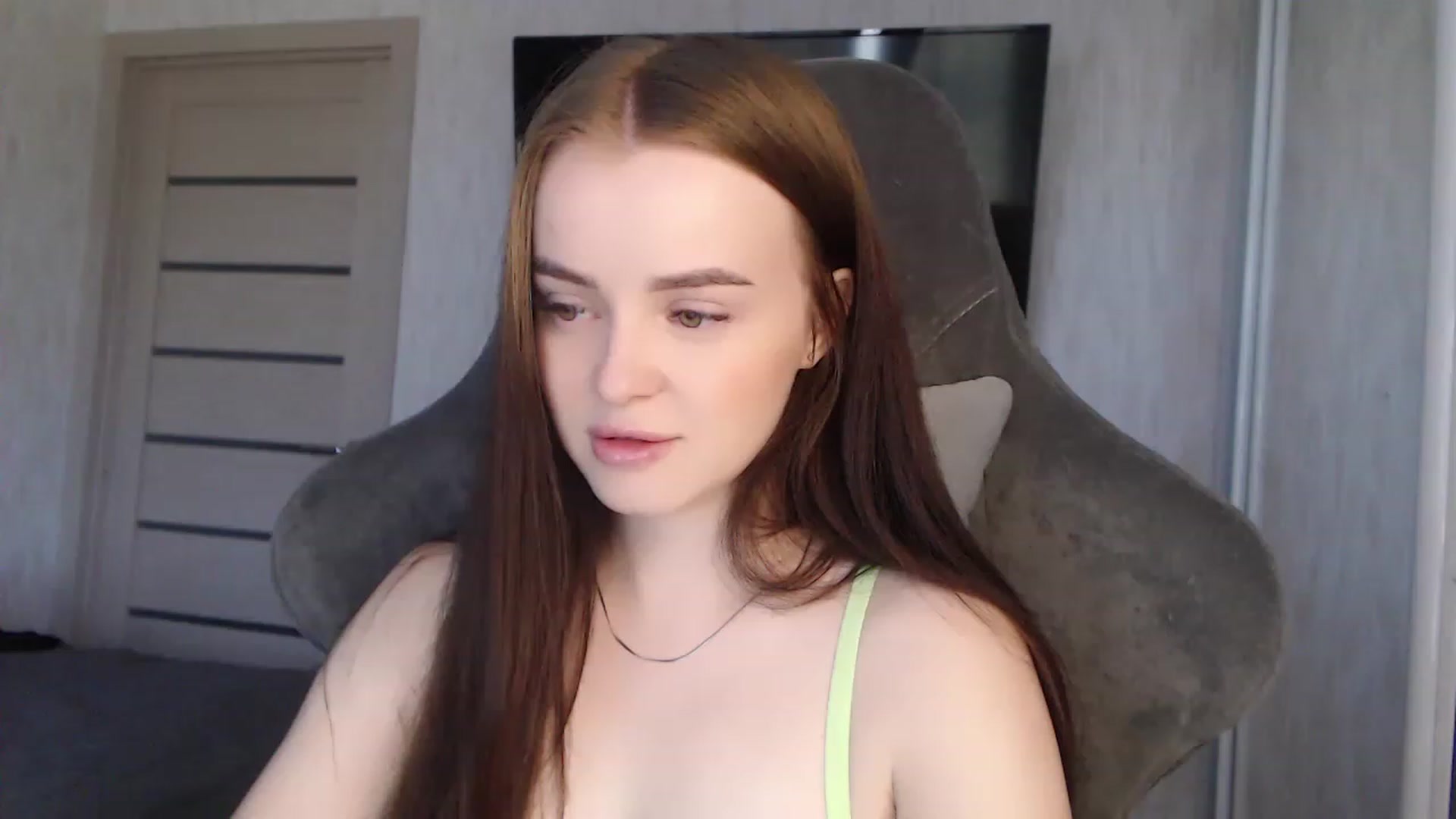 Gallery image thumbnail from BitsyMia's myfreecams stream on, 08/09/2023, 05:07 image 15 of 20