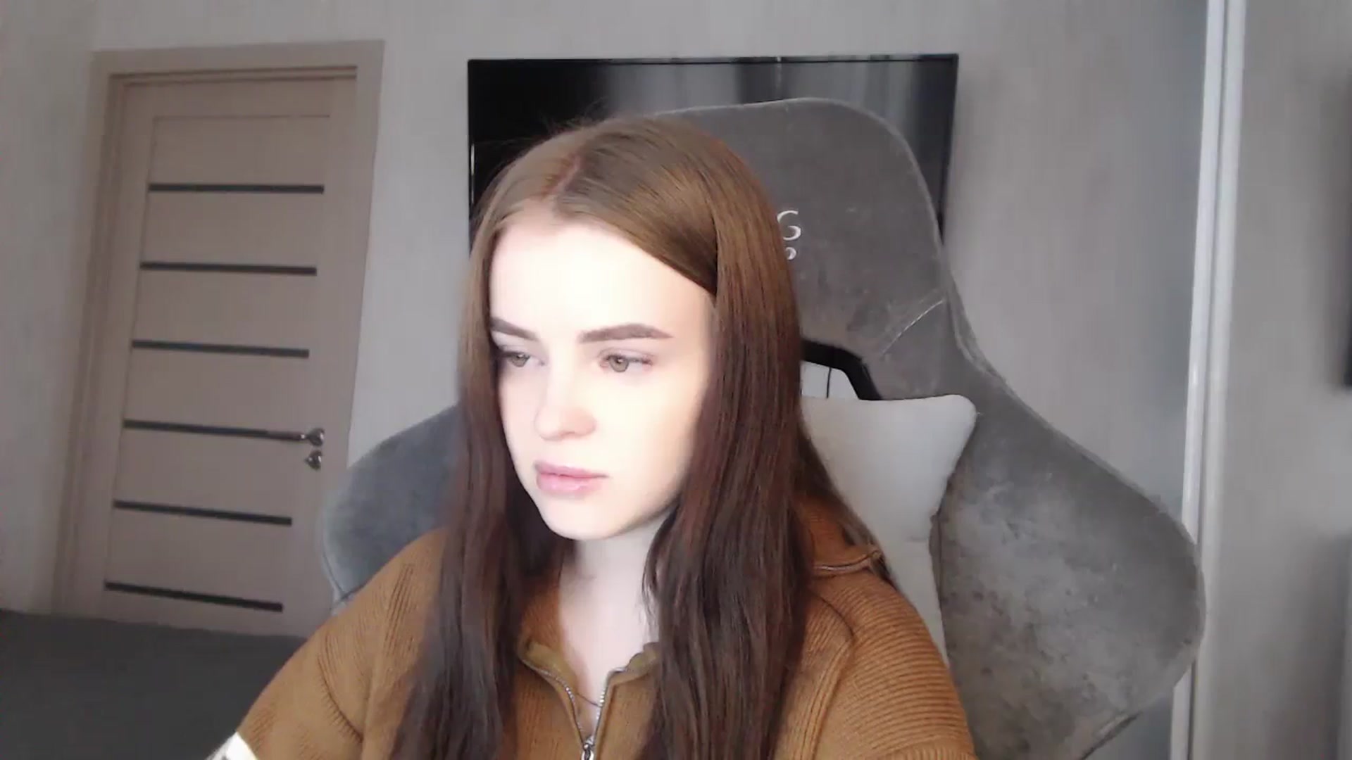 Gallery image thumbnail from BitsyMia's myfreecams stream on, 08/15/2023, 04:39 image 6 of 20