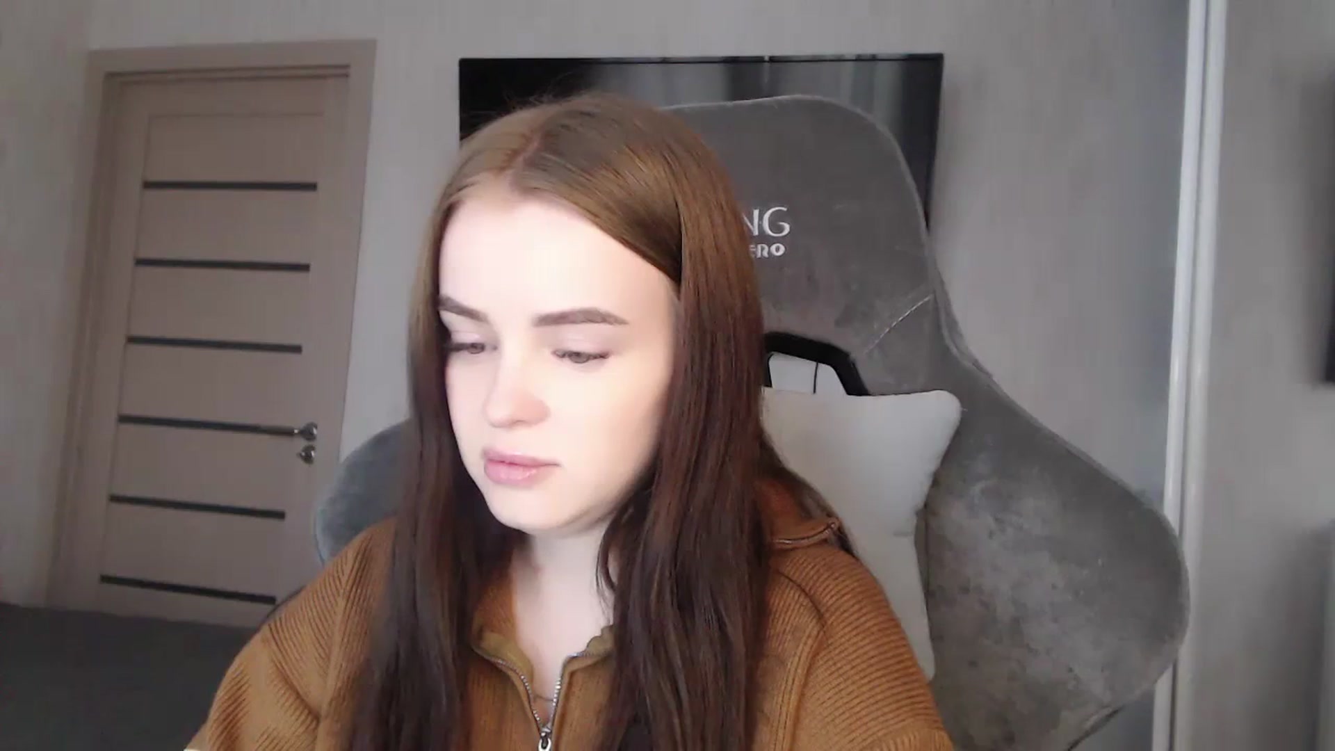 Gallery image thumbnail from BitsyMia's myfreecams stream on, 08/15/2023, 04:39 image 5 of 20