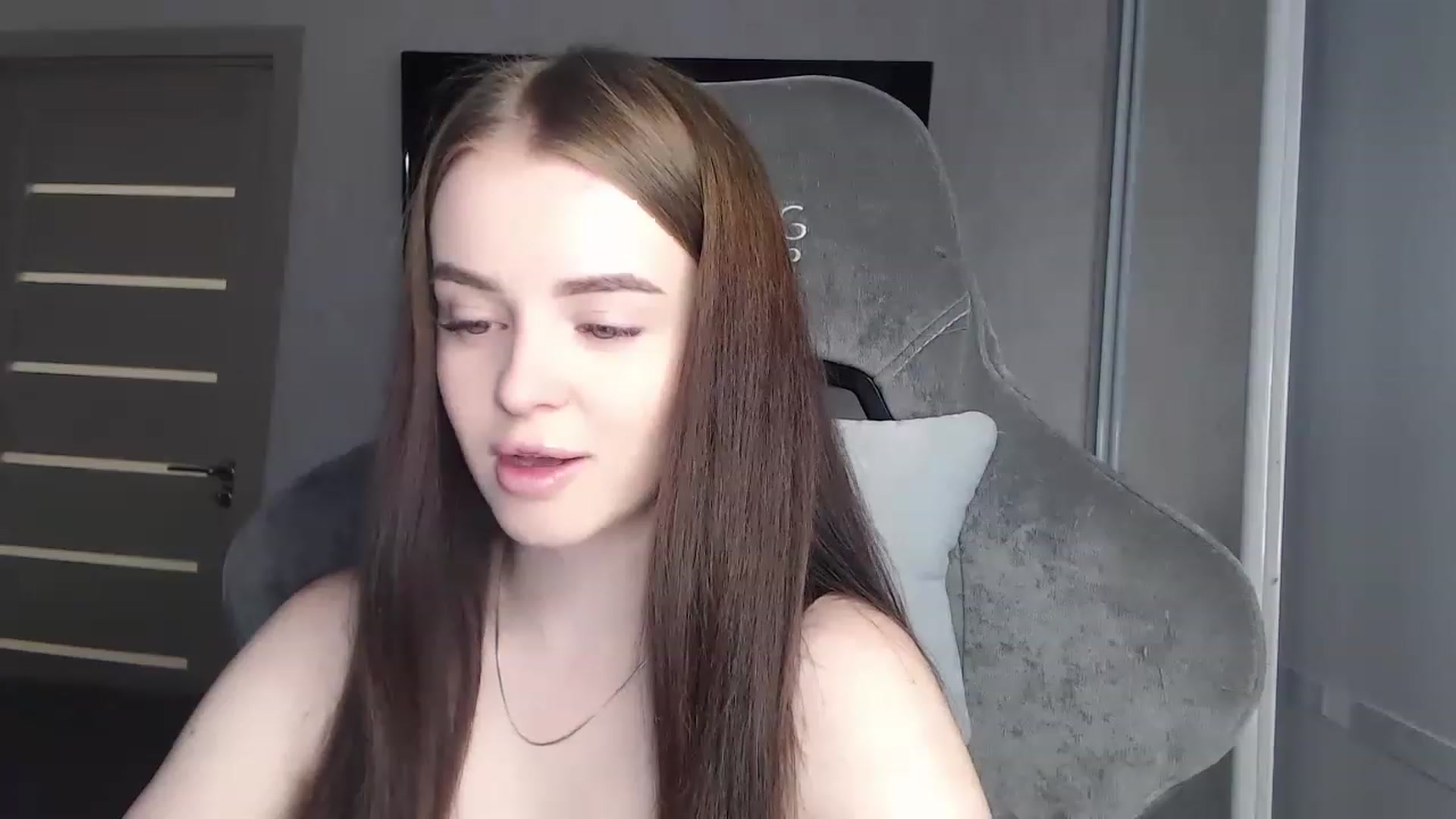 Gallery image thumbnail from BitsyMia's myfreecams stream on, 08/16/2023, 04:50 image 3 of 20