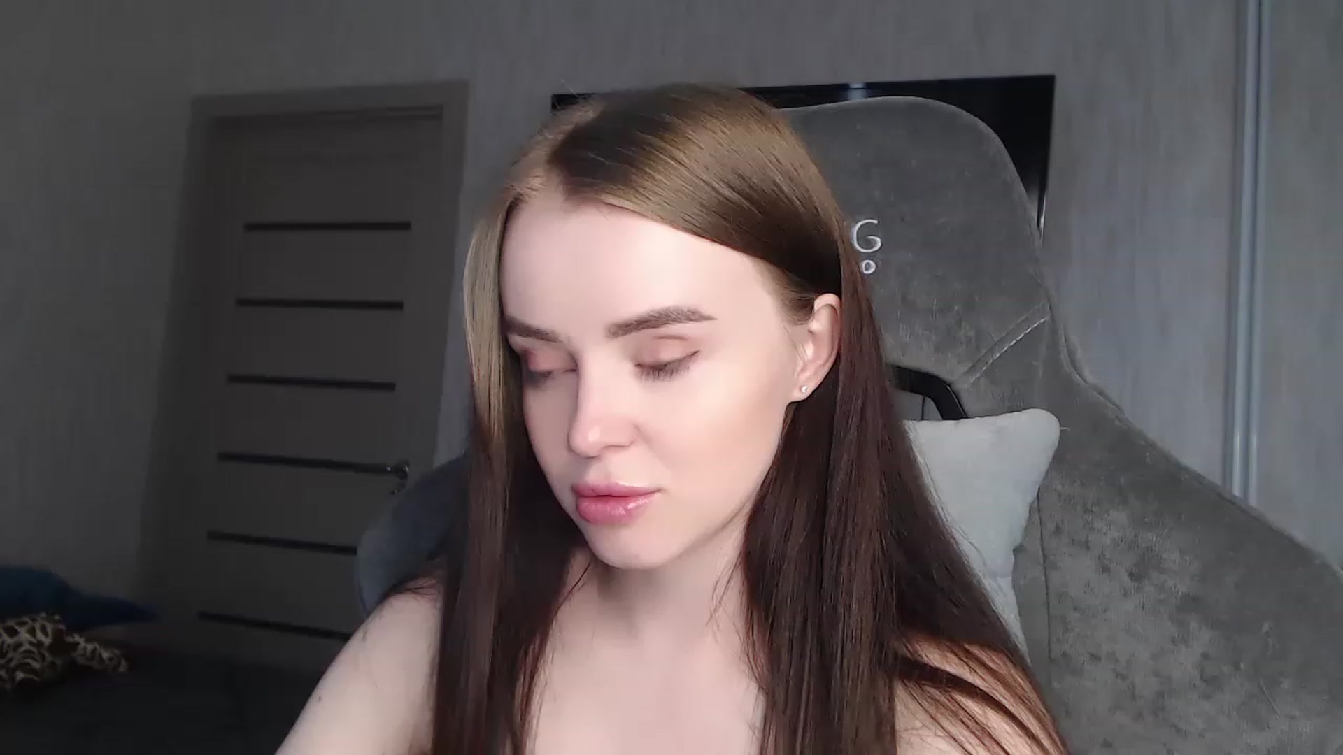 Gallery image thumbnail from BitsyMia's myfreecams stream on, 08/21/2023, 05:53 image 20 of 20
